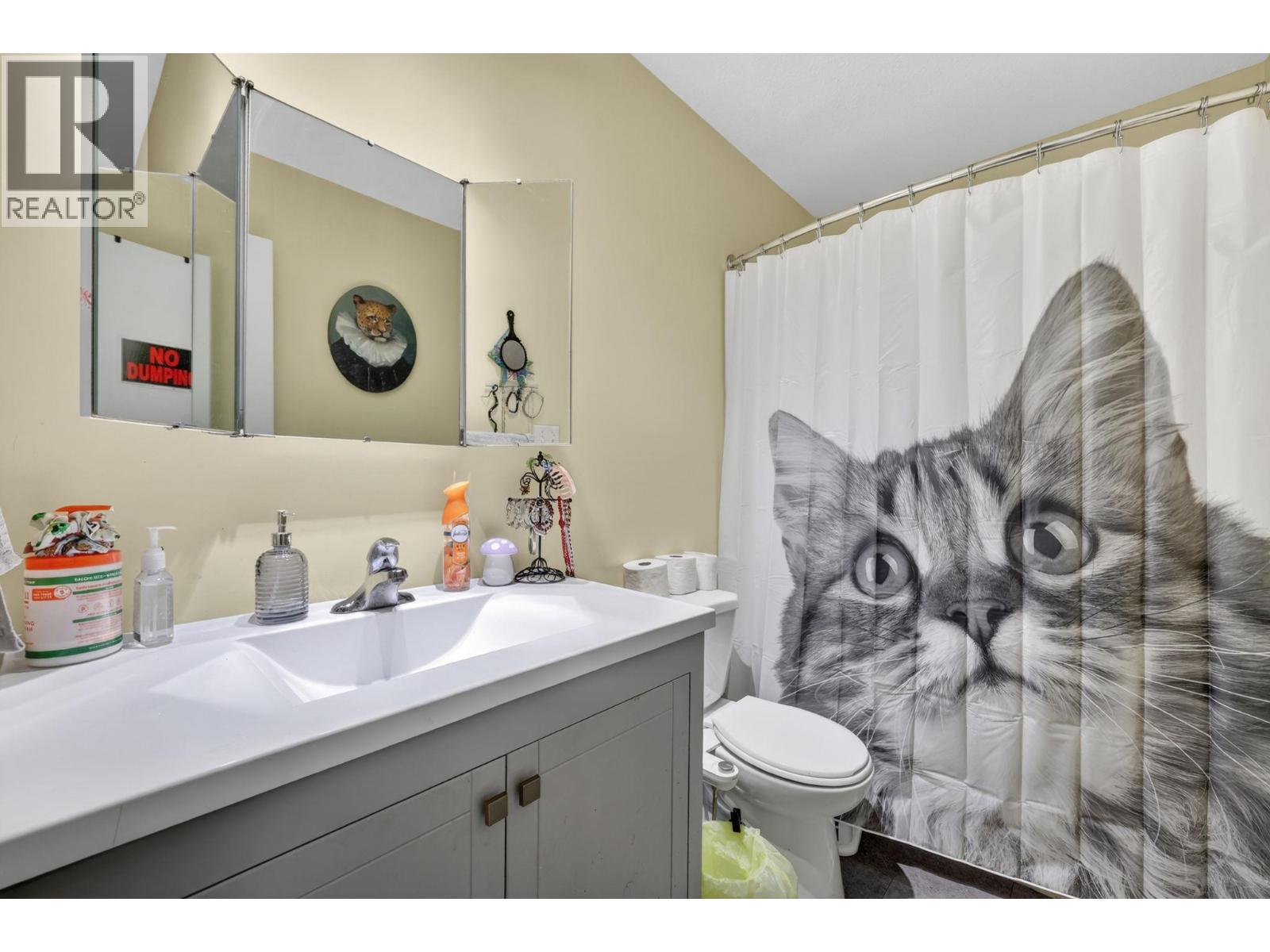 240 McIntosh Road Unit# 214