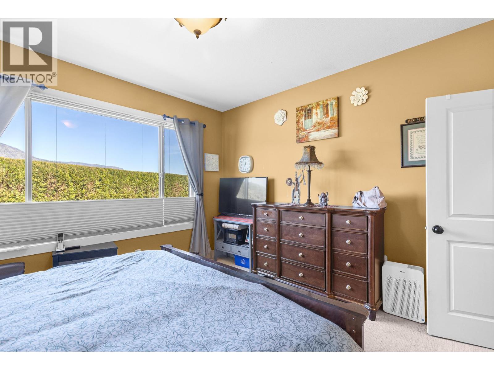 2284 Pine Vista Place