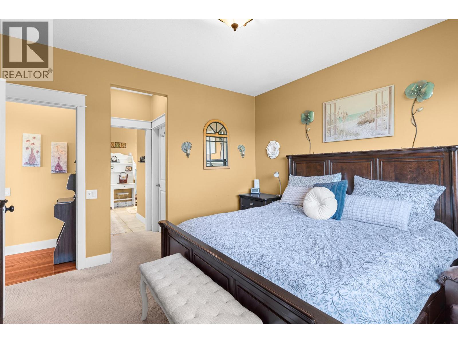 2284 Pine Vista Place