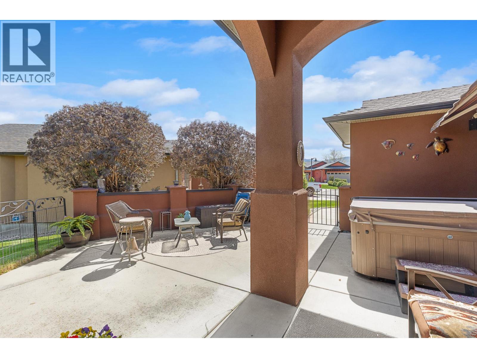 2284 Pine Vista Place