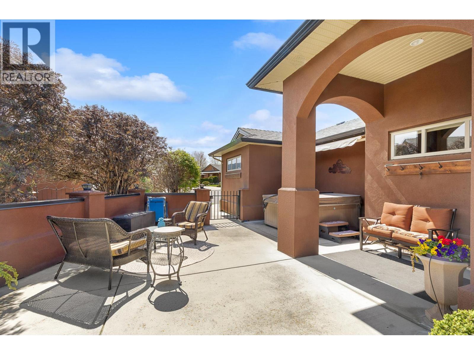 2284 Pine Vista Place