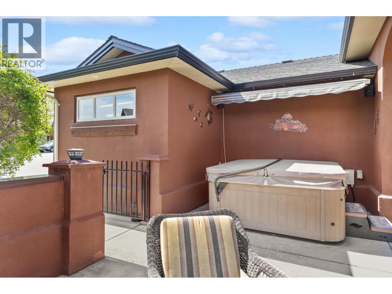 2284 Pine Vista Place