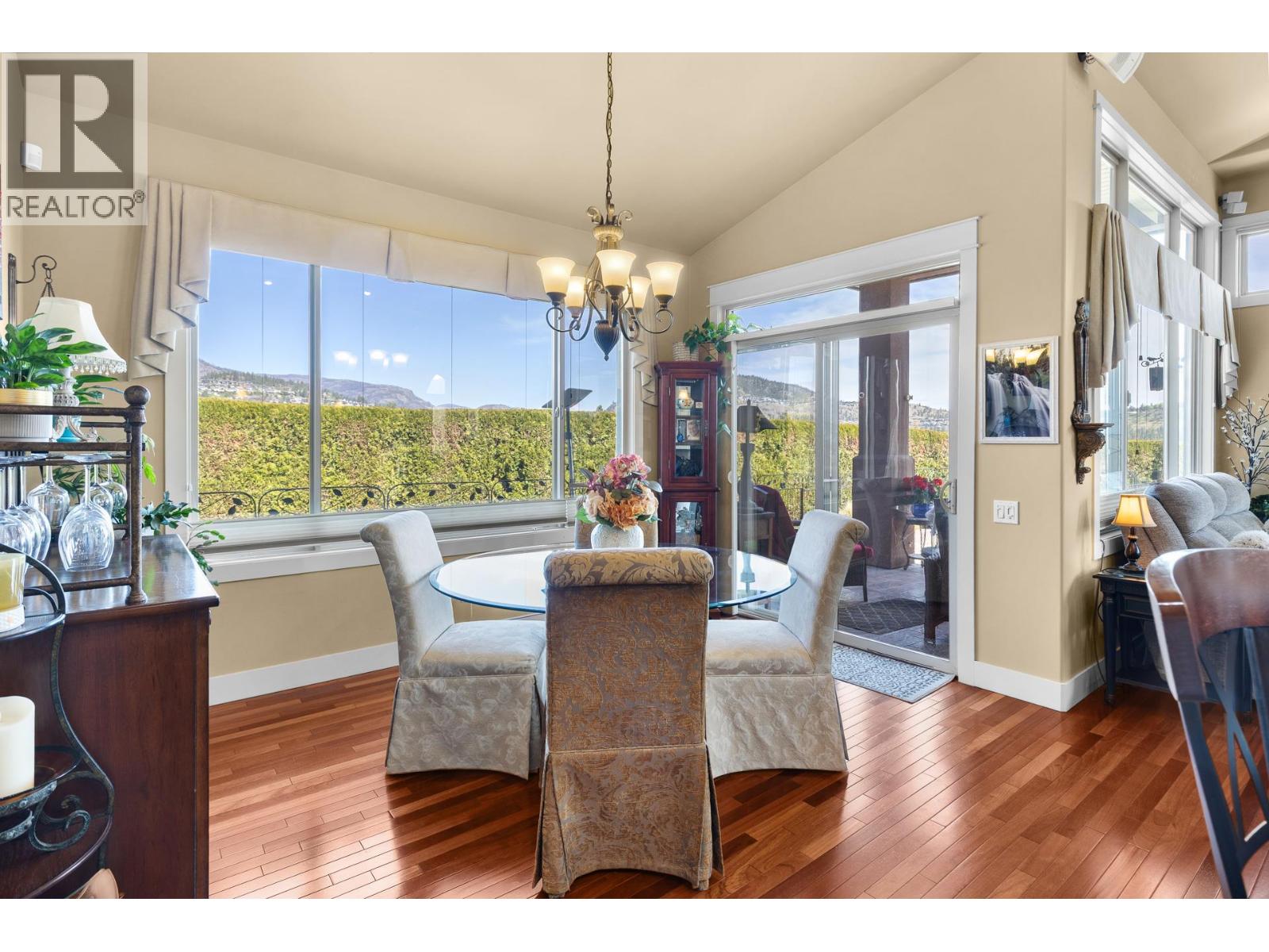 2284 Pine Vista Place