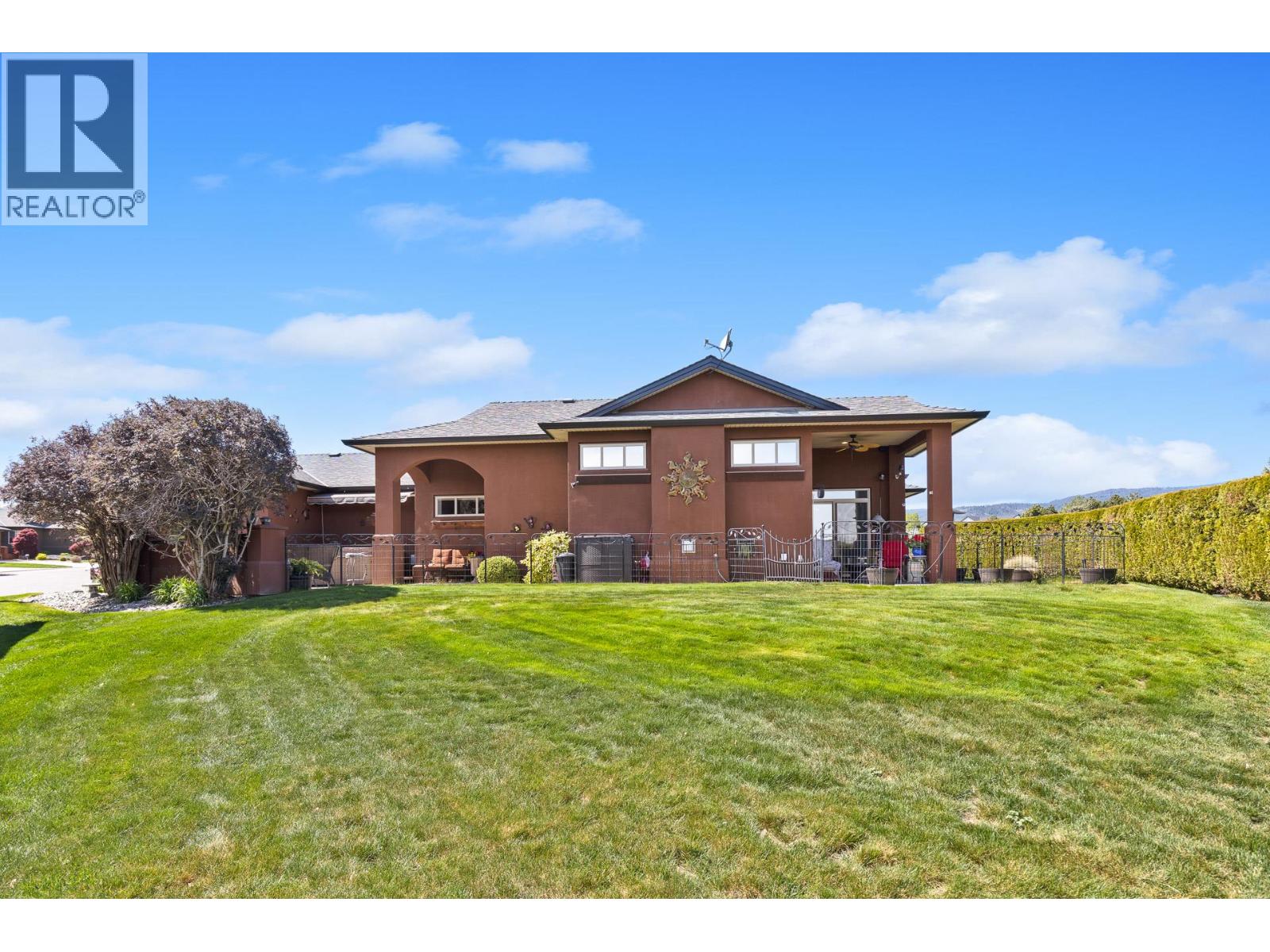 2284 Pine Vista Place