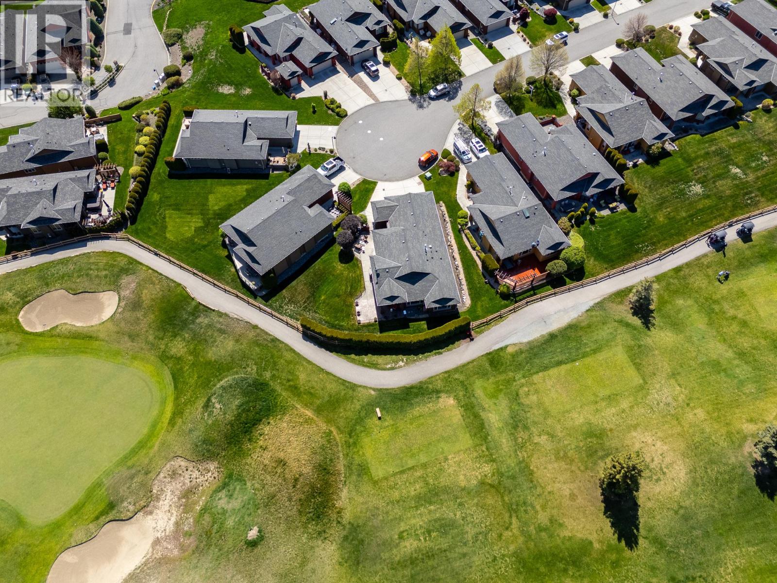 2284 Pine Vista Place