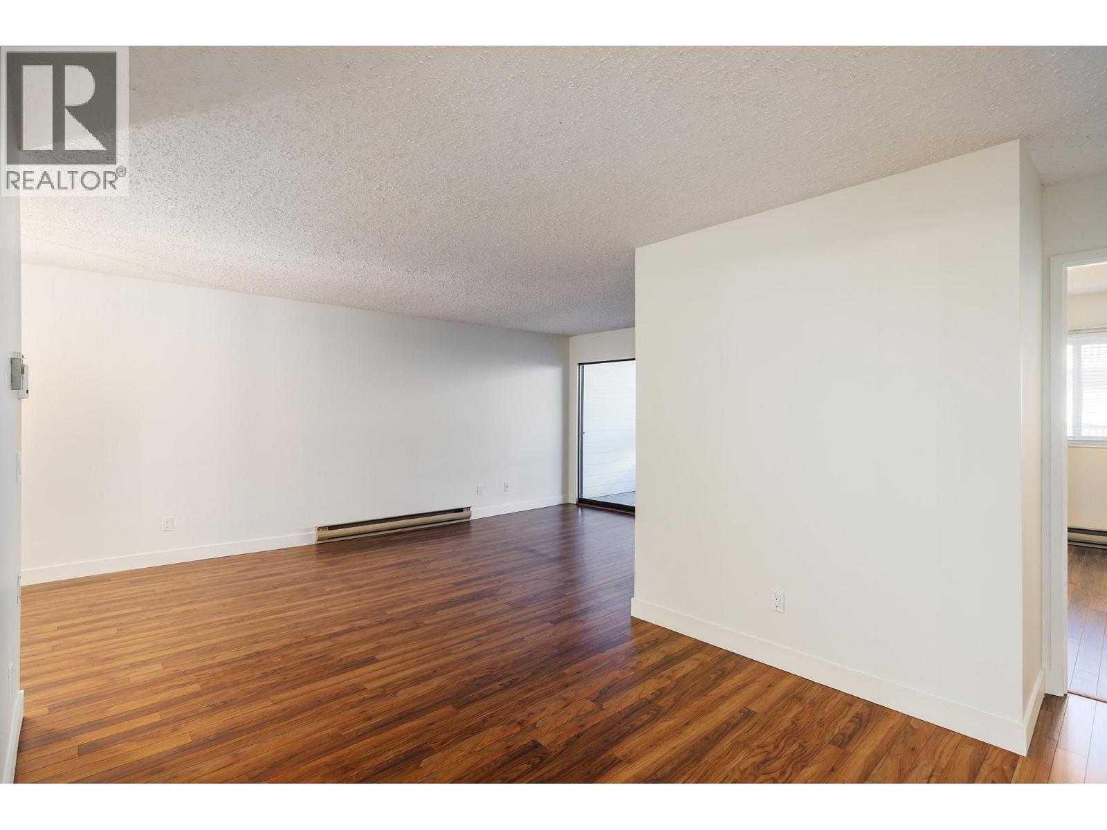 555 Rowcliffe Avenue Unit# 307