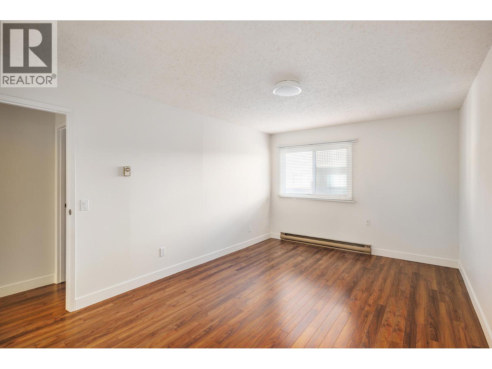 555 Rowcliffe Avenue Unit# 307