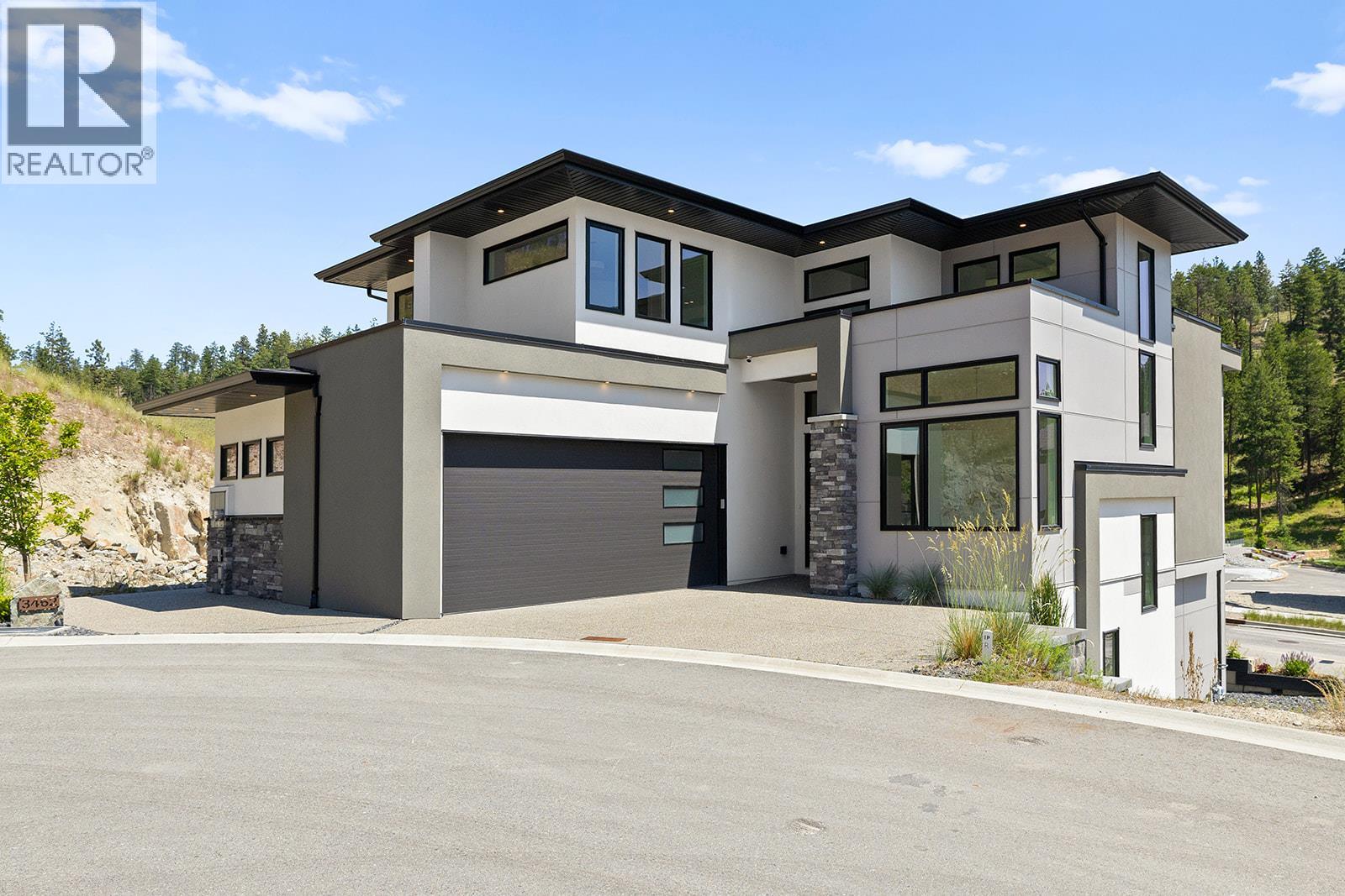 3462 Hilltown Close