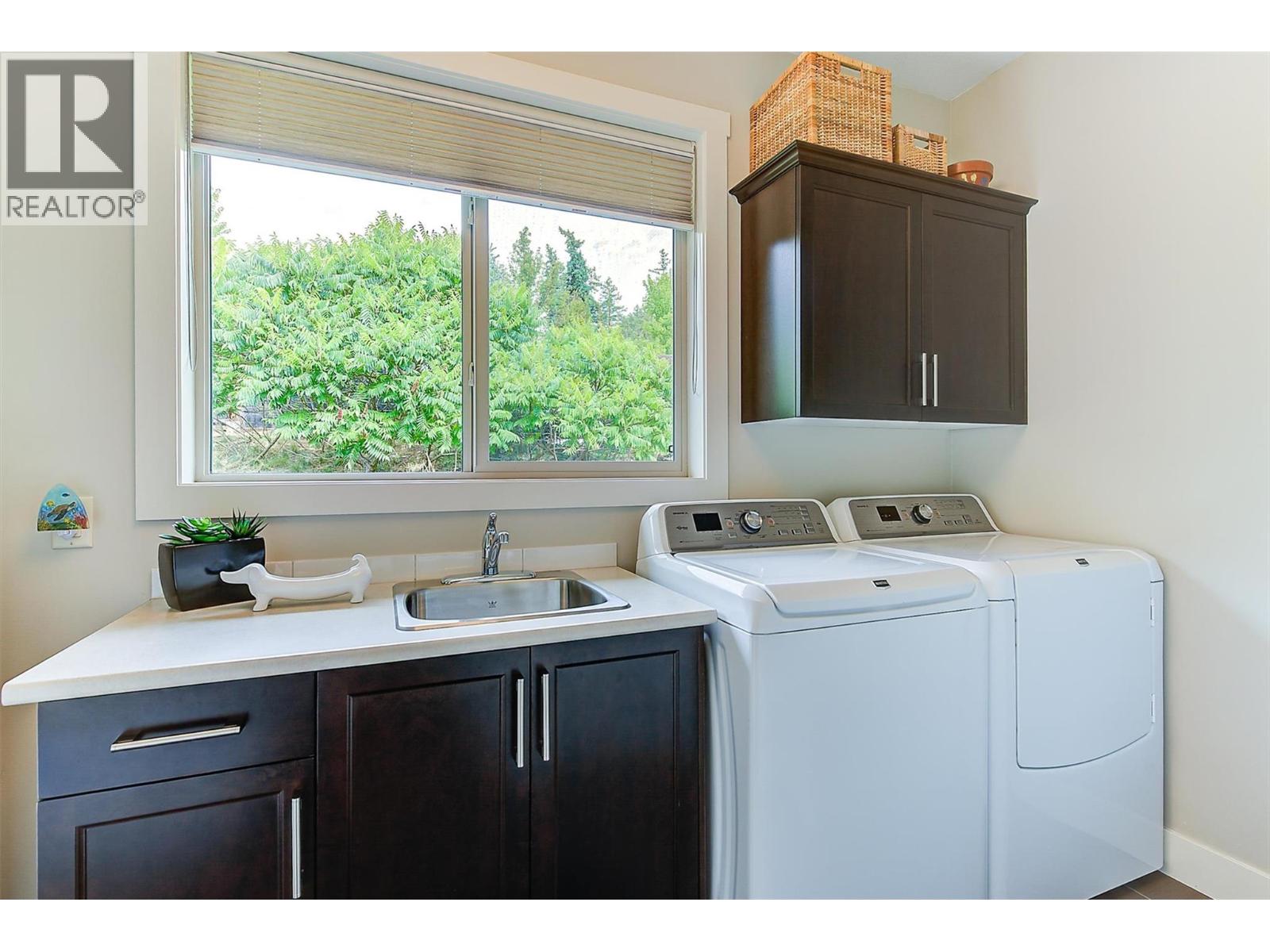 1865 Begbie Road Unit# 1