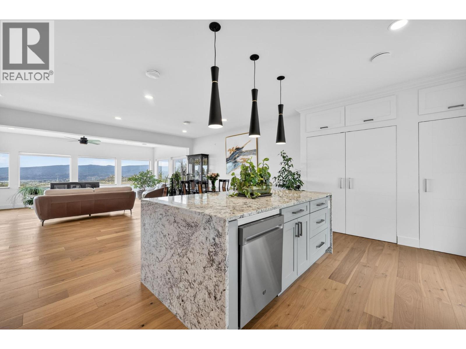 823 Ackerman Court