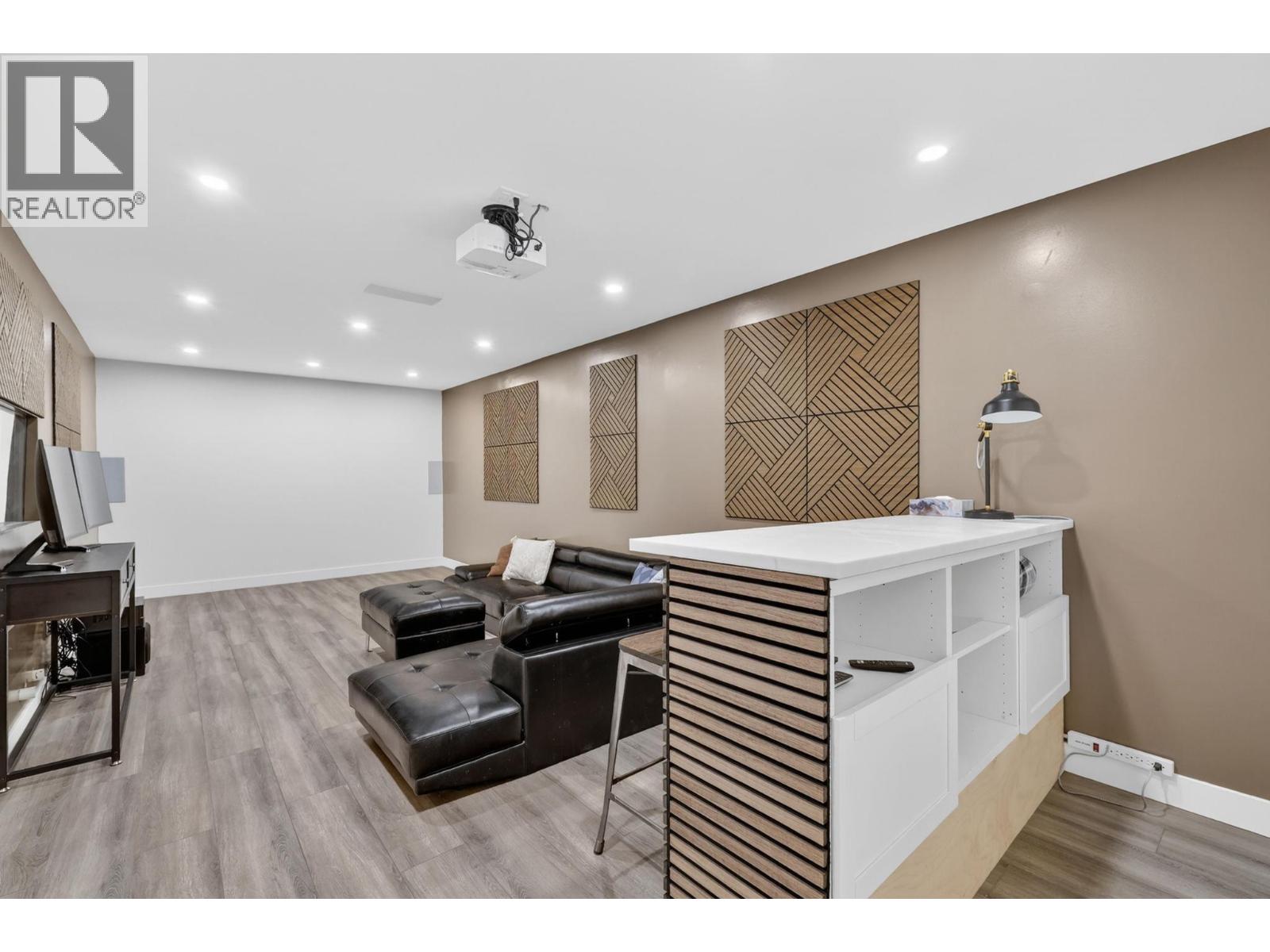 823 Ackerman Court
