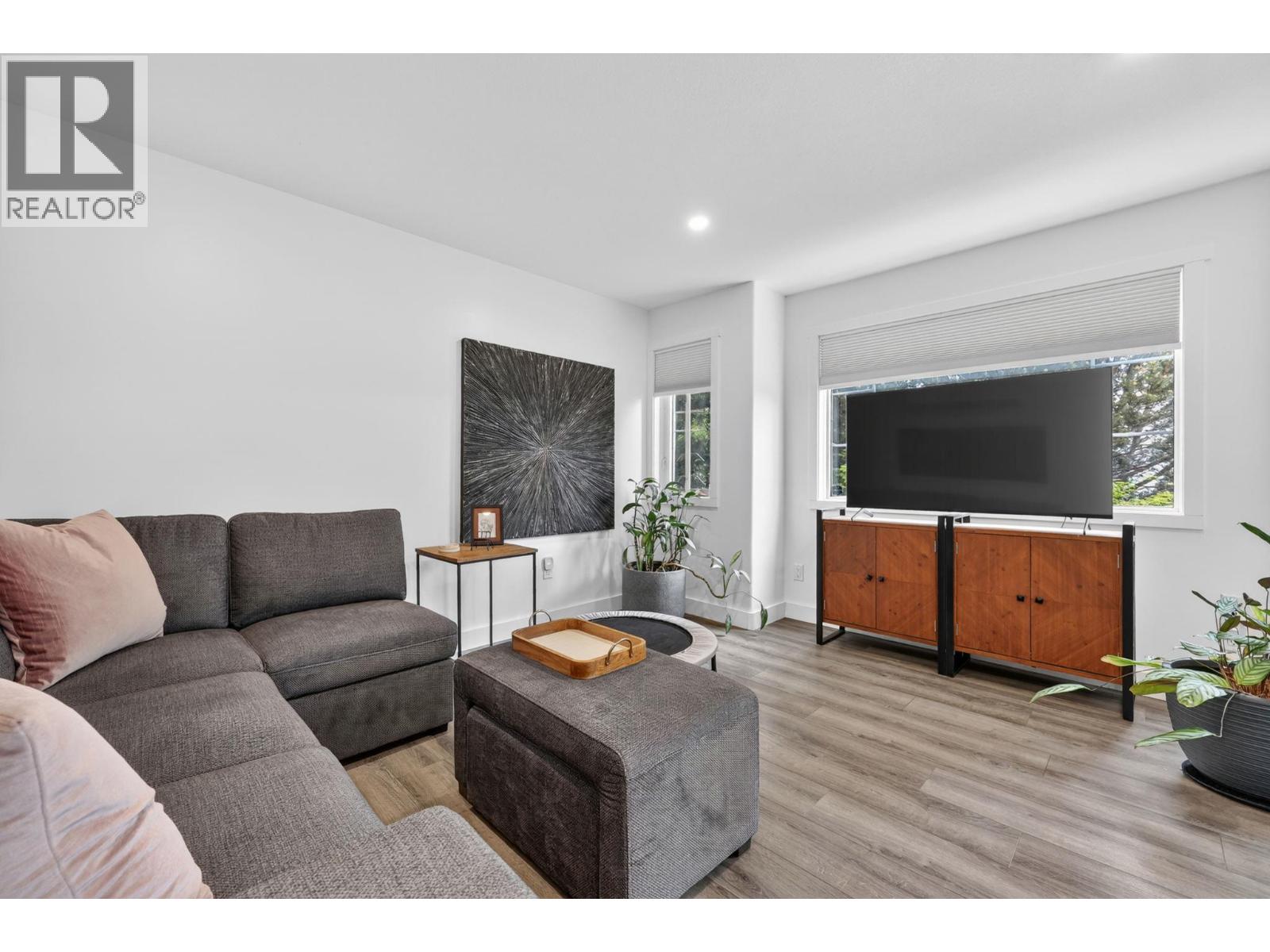823 Ackerman Court