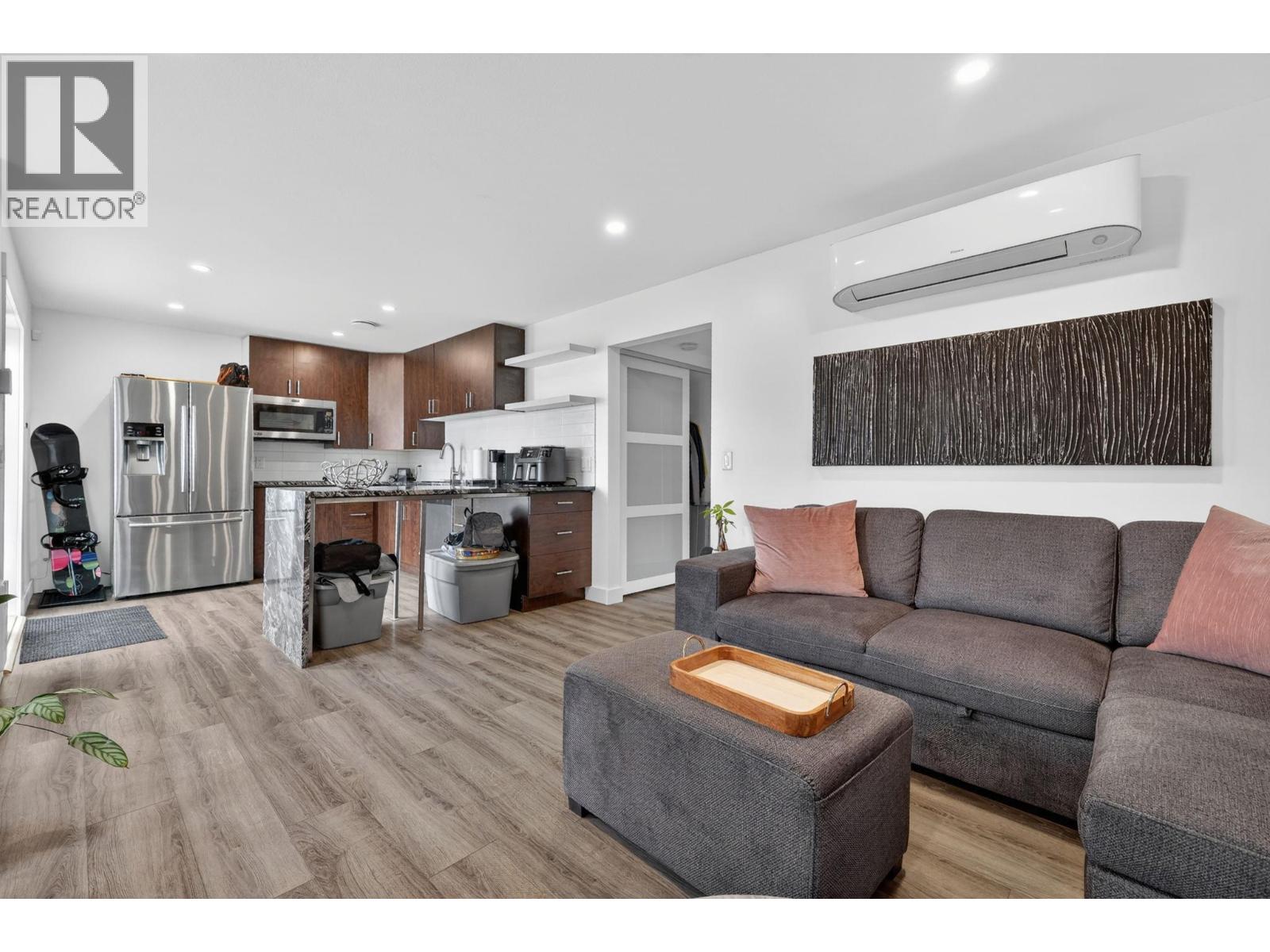823 Ackerman Court