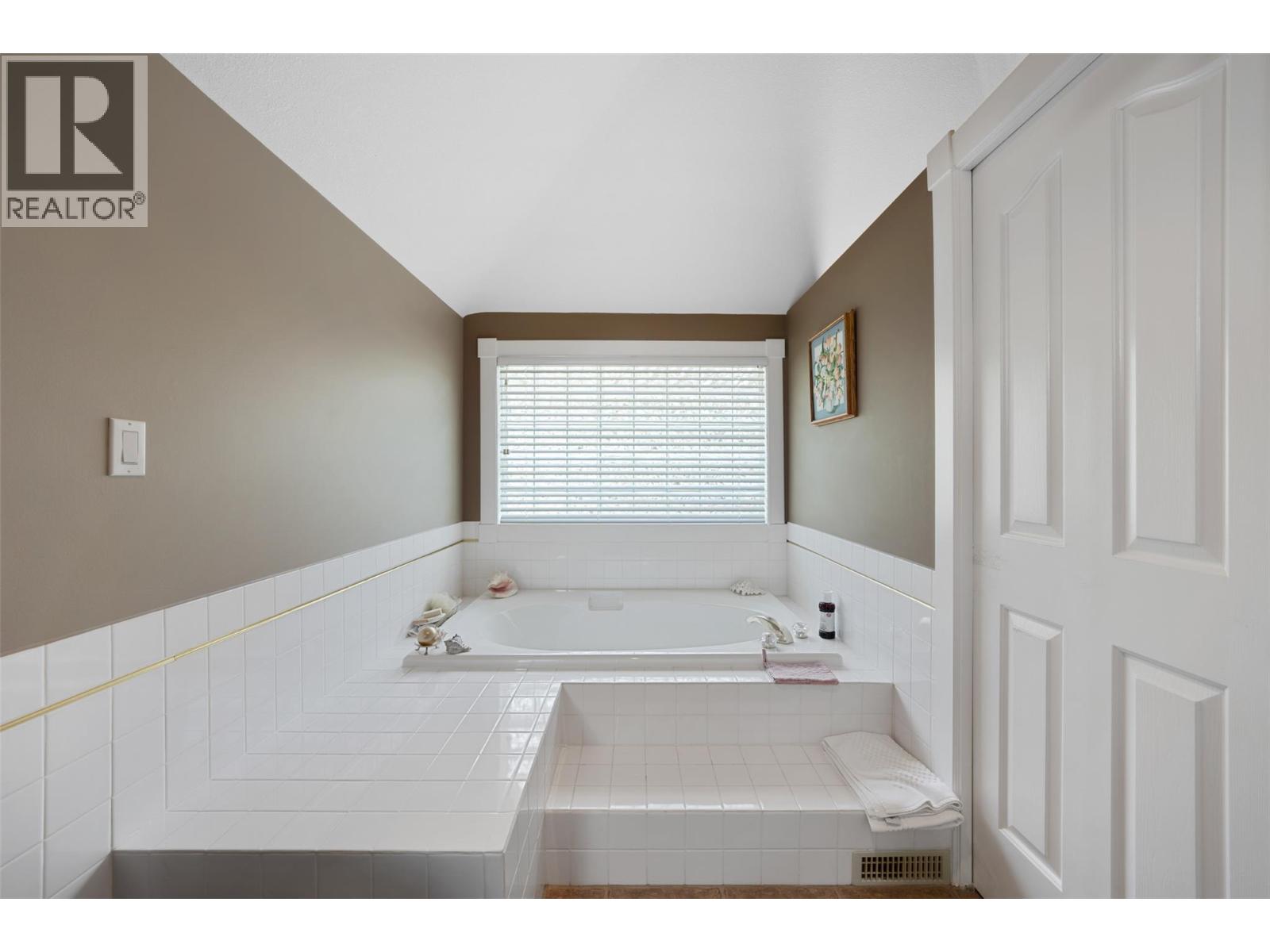 205 Merlin Court
