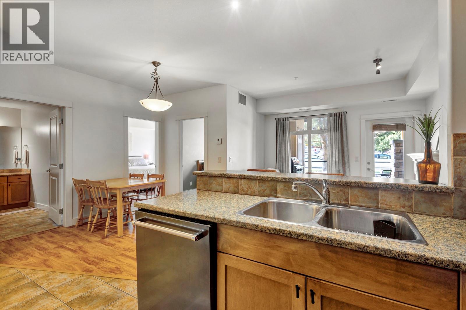 2551 Shoreline Drive Unit# 113