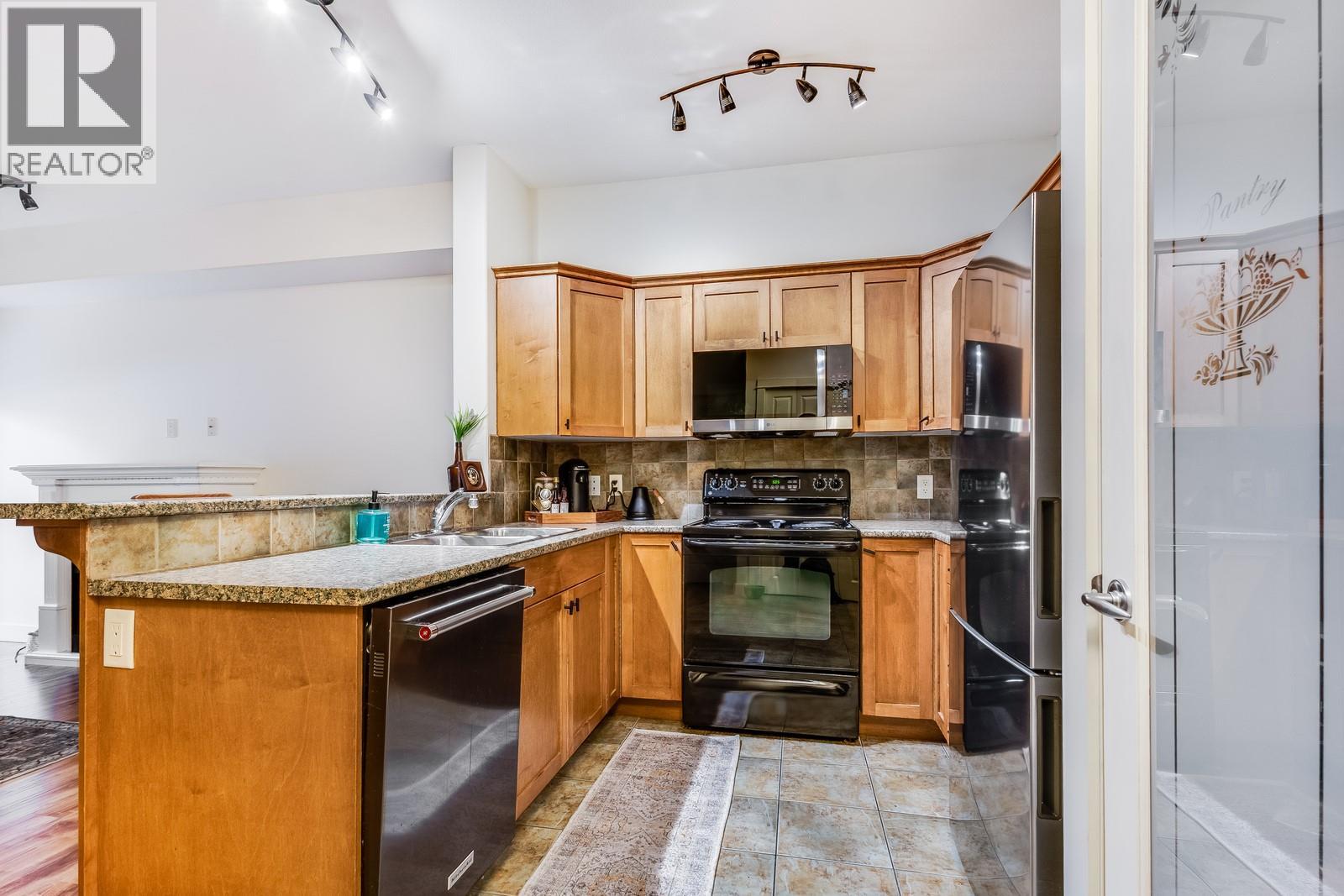 2551 Shoreline Drive Unit# 113