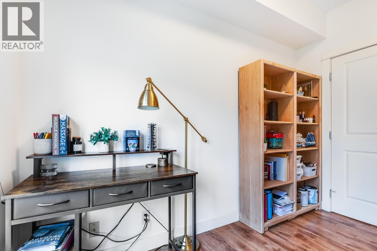 2551 Shoreline Drive Unit# 113