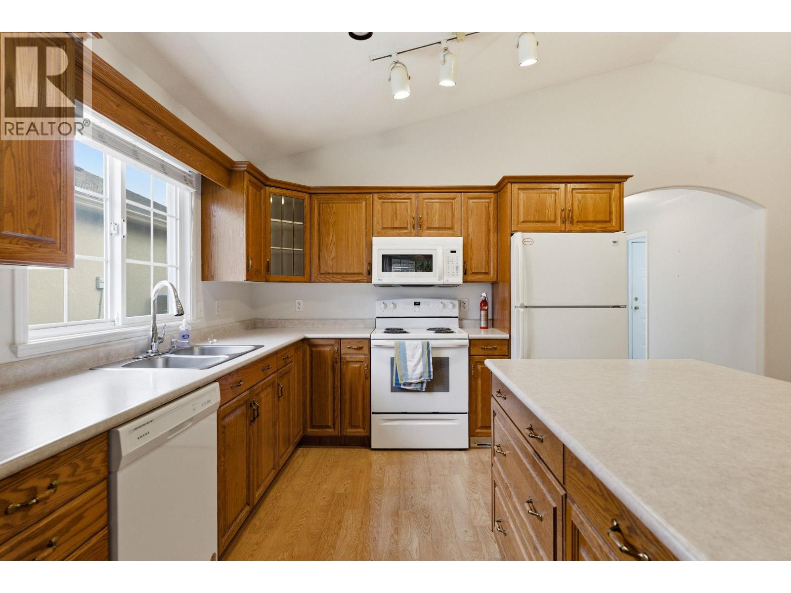3360 Old Okanagan Highway Unit# 138