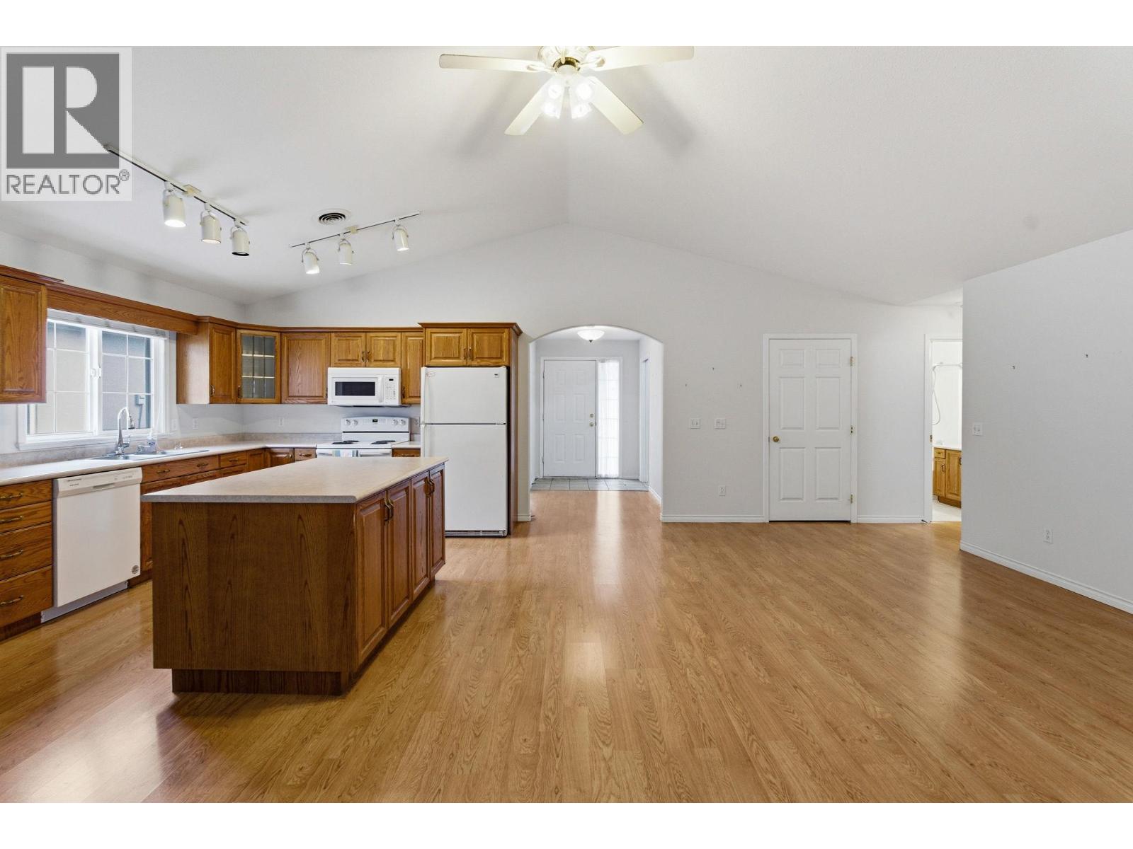 3360 Old Okanagan Highway Unit# 138