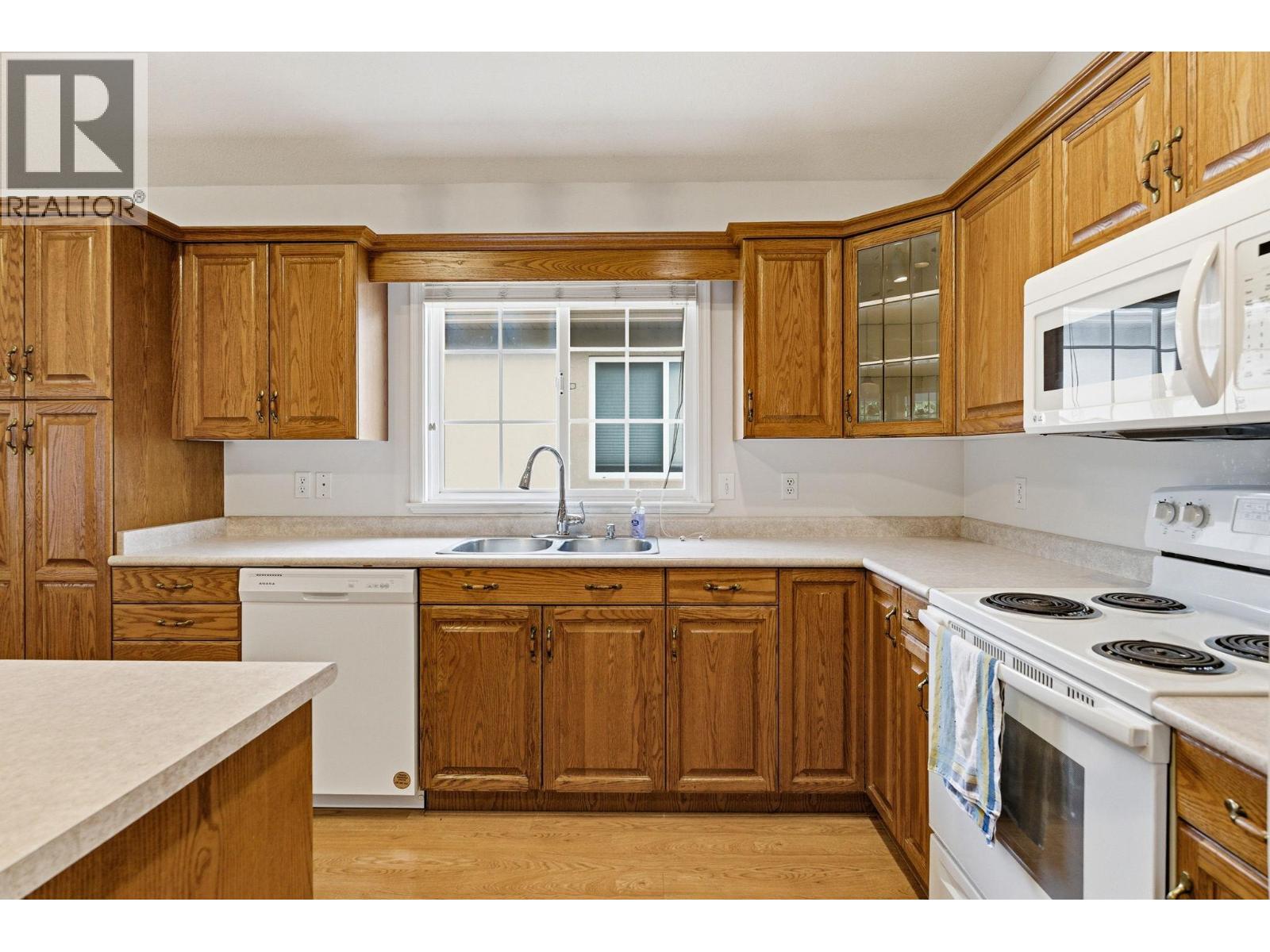 3360 Old Okanagan Highway Unit# 138