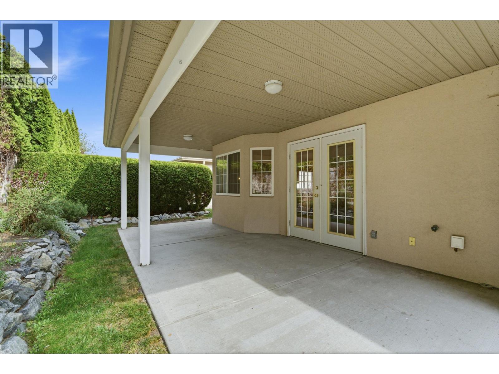 3360 Old Okanagan Highway Unit# 138