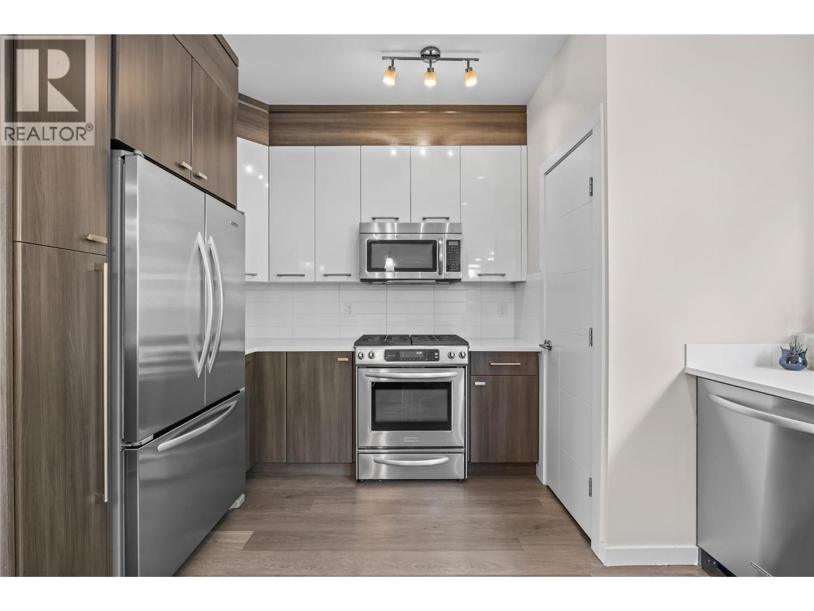 1818 Peak Point Court Unit# 20