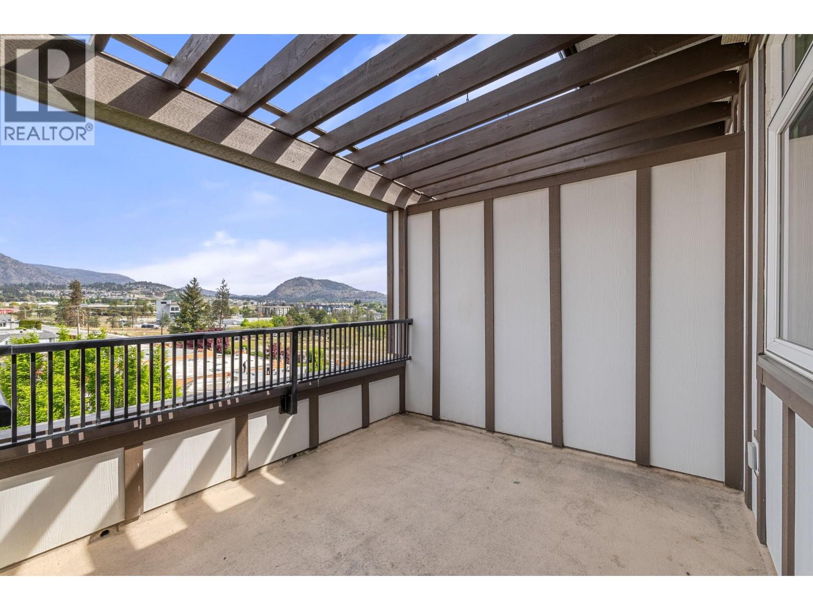 3832 Old Okanagan Highway Unit# 3406
