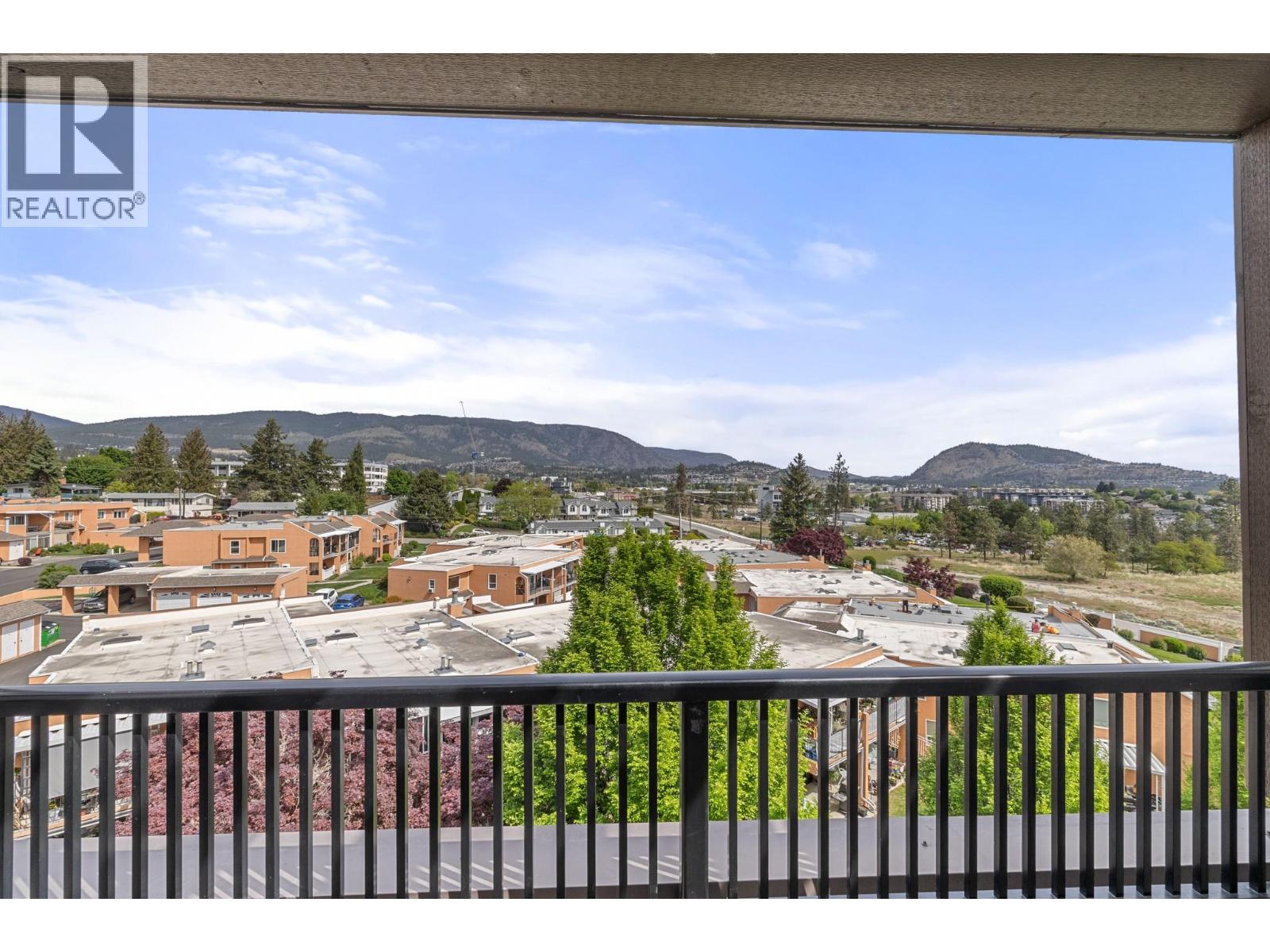 3832 Old Okanagan Highway Unit# 3406