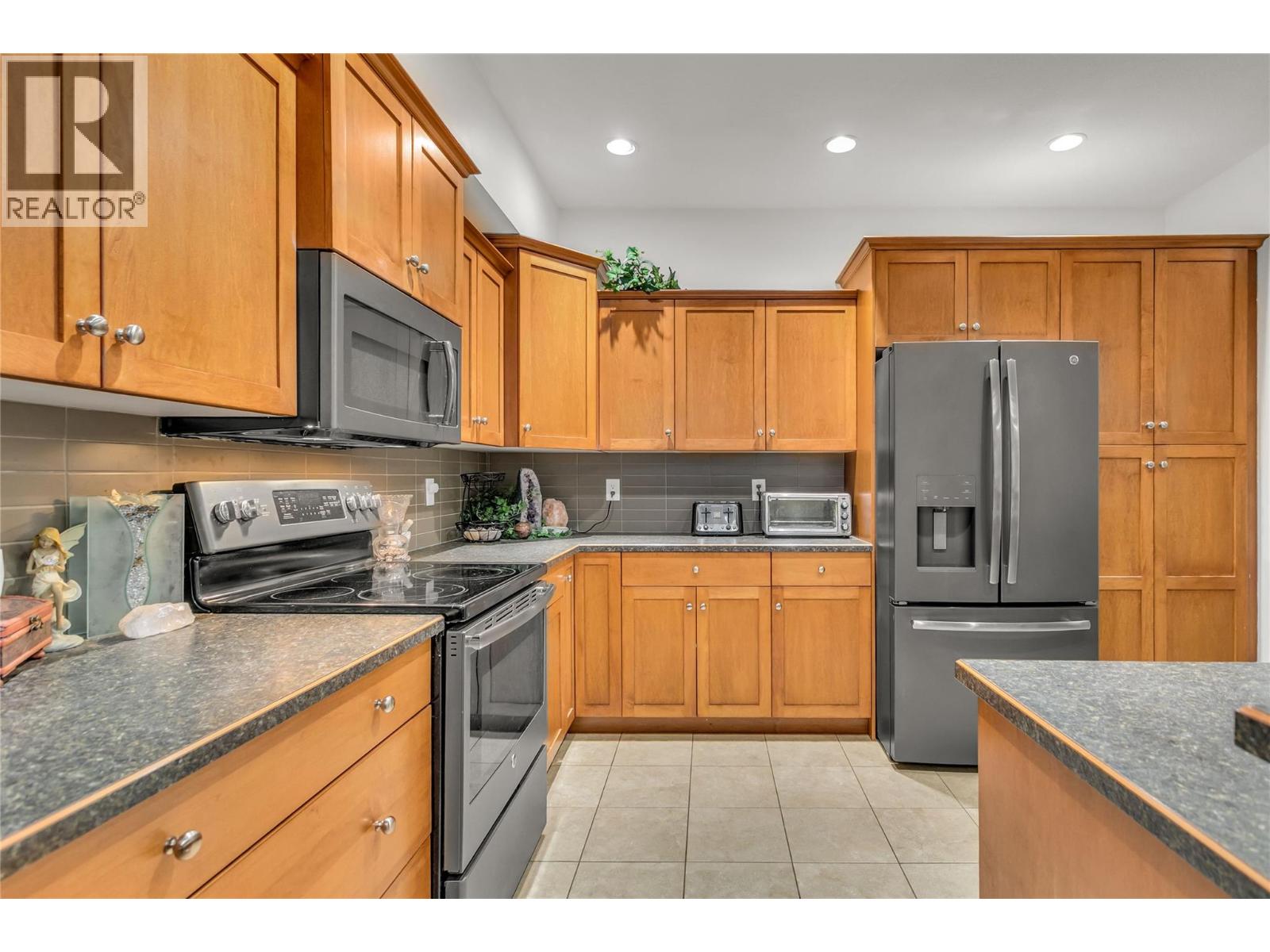 1961 Durnin Road Unit# 104