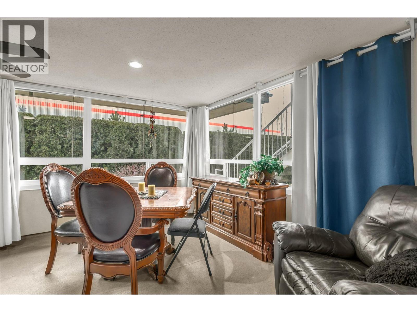 1961 Durnin Road Unit# 104