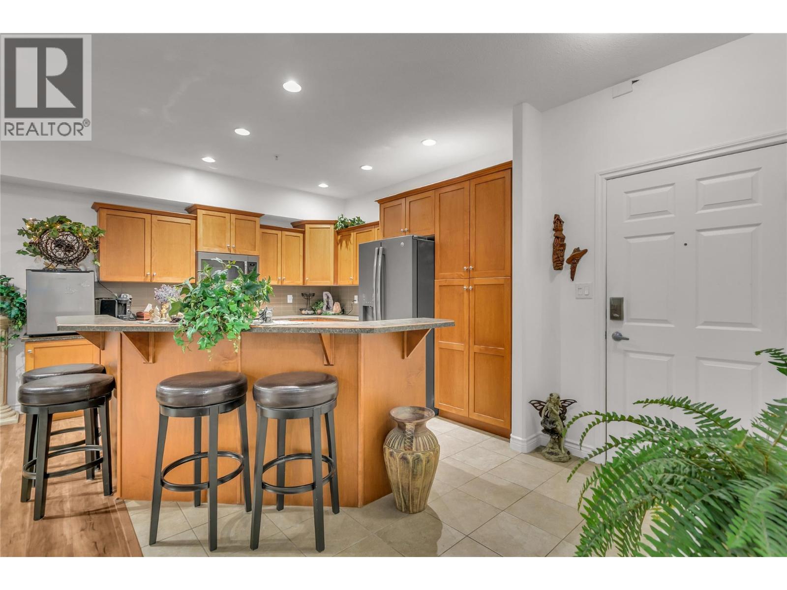 1961 Durnin Road Unit# 104