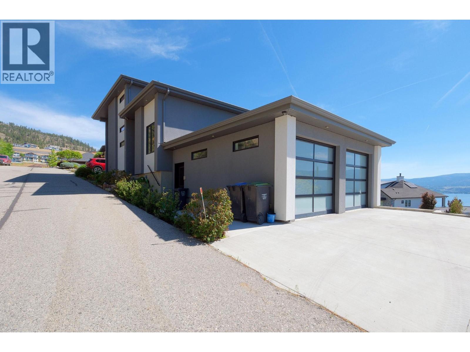 1534 GREGORY Road