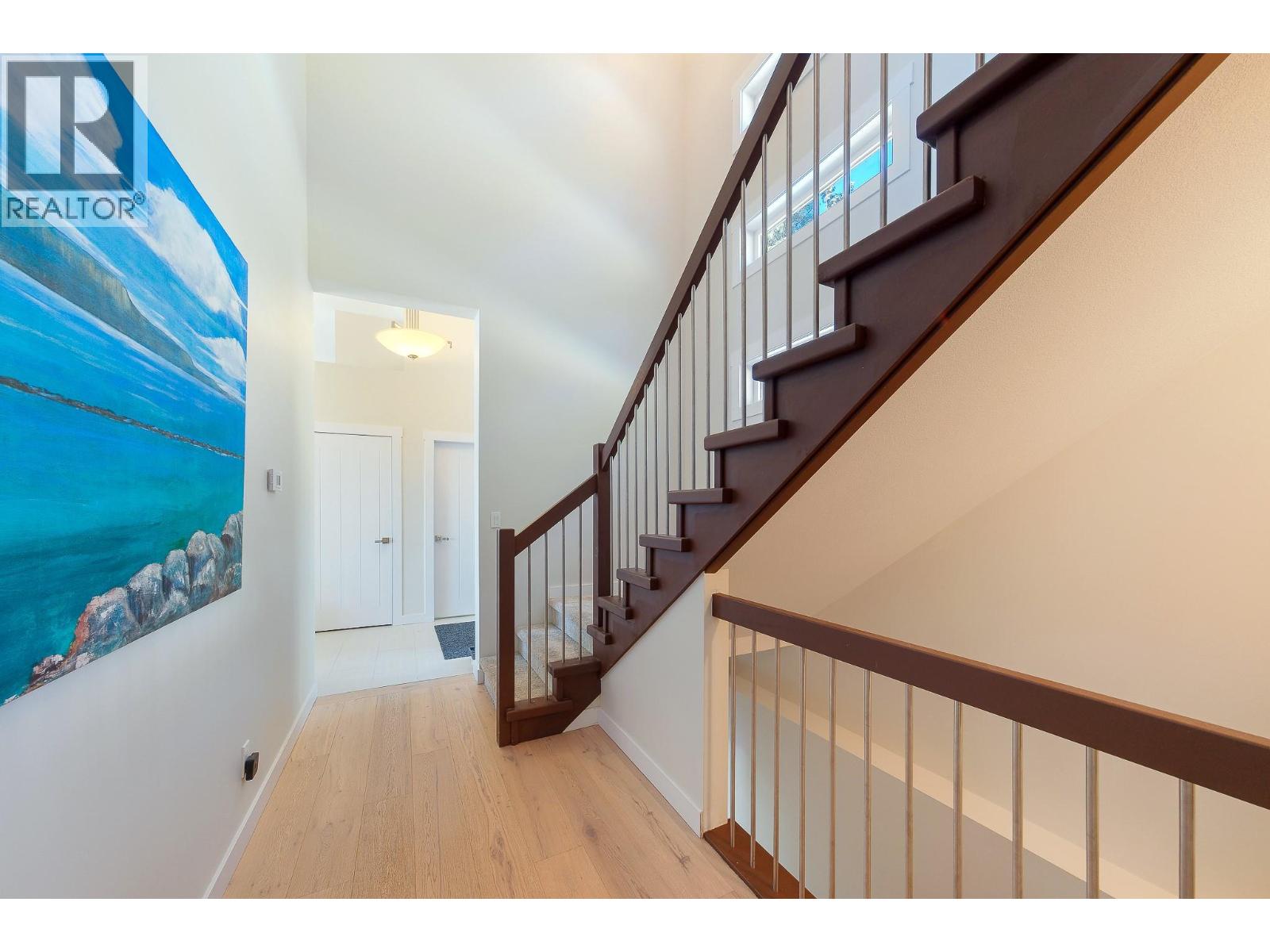 1534 GREGORY Road