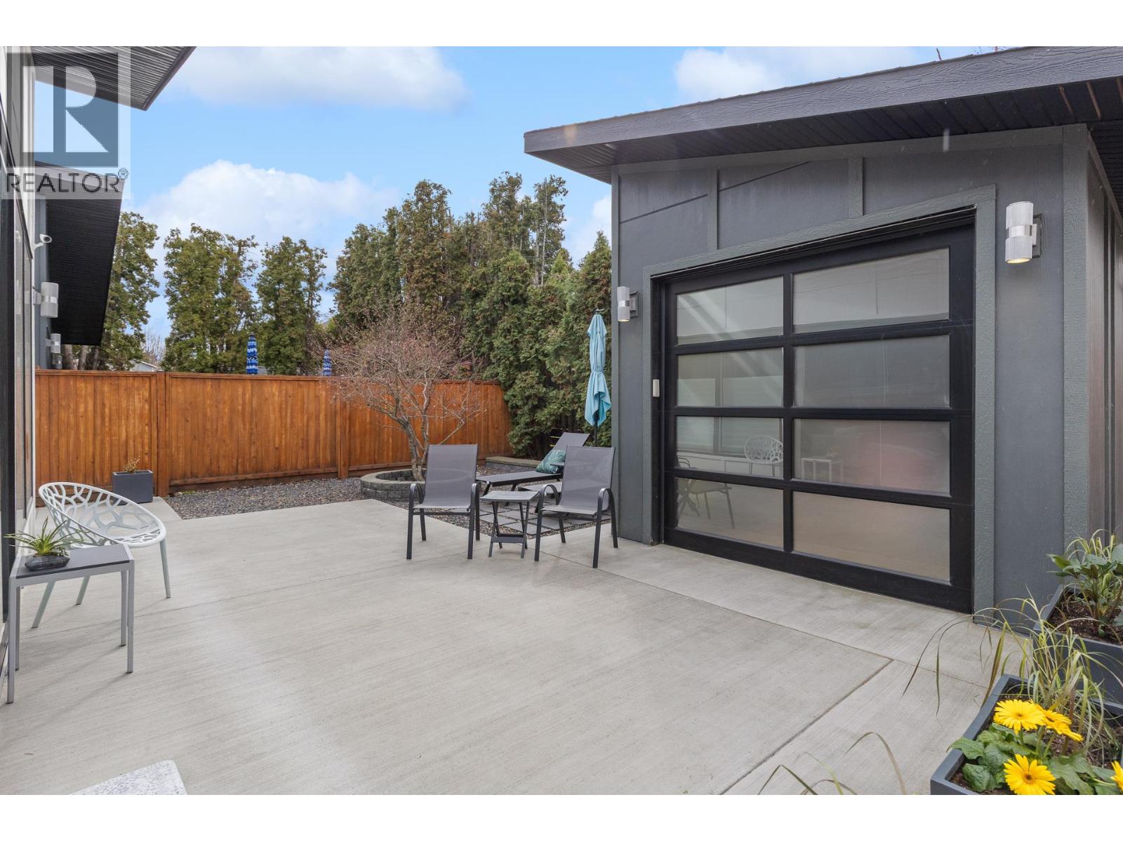 827 Saucier Avenue
