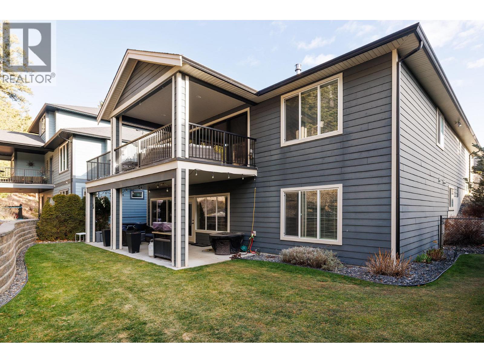 3085 Lakeview Cove Road