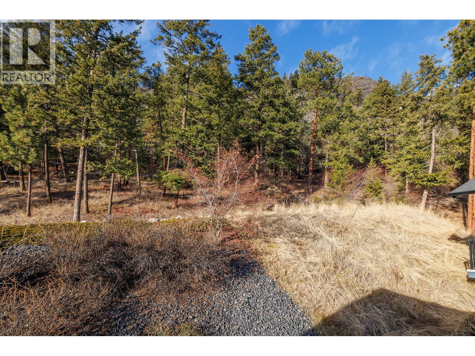 3085 Lakeview Cove Road