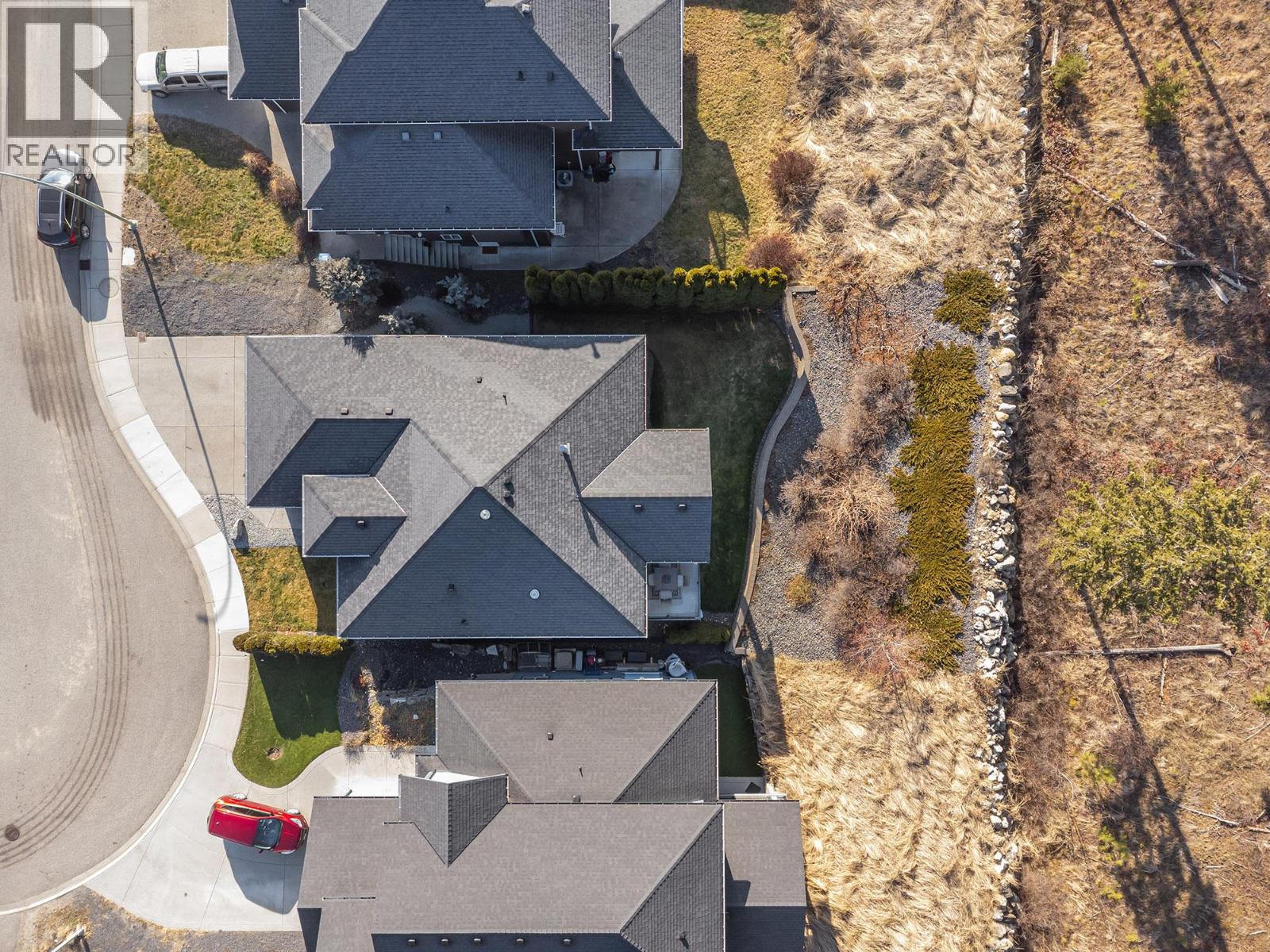 3085 Lakeview Cove Road