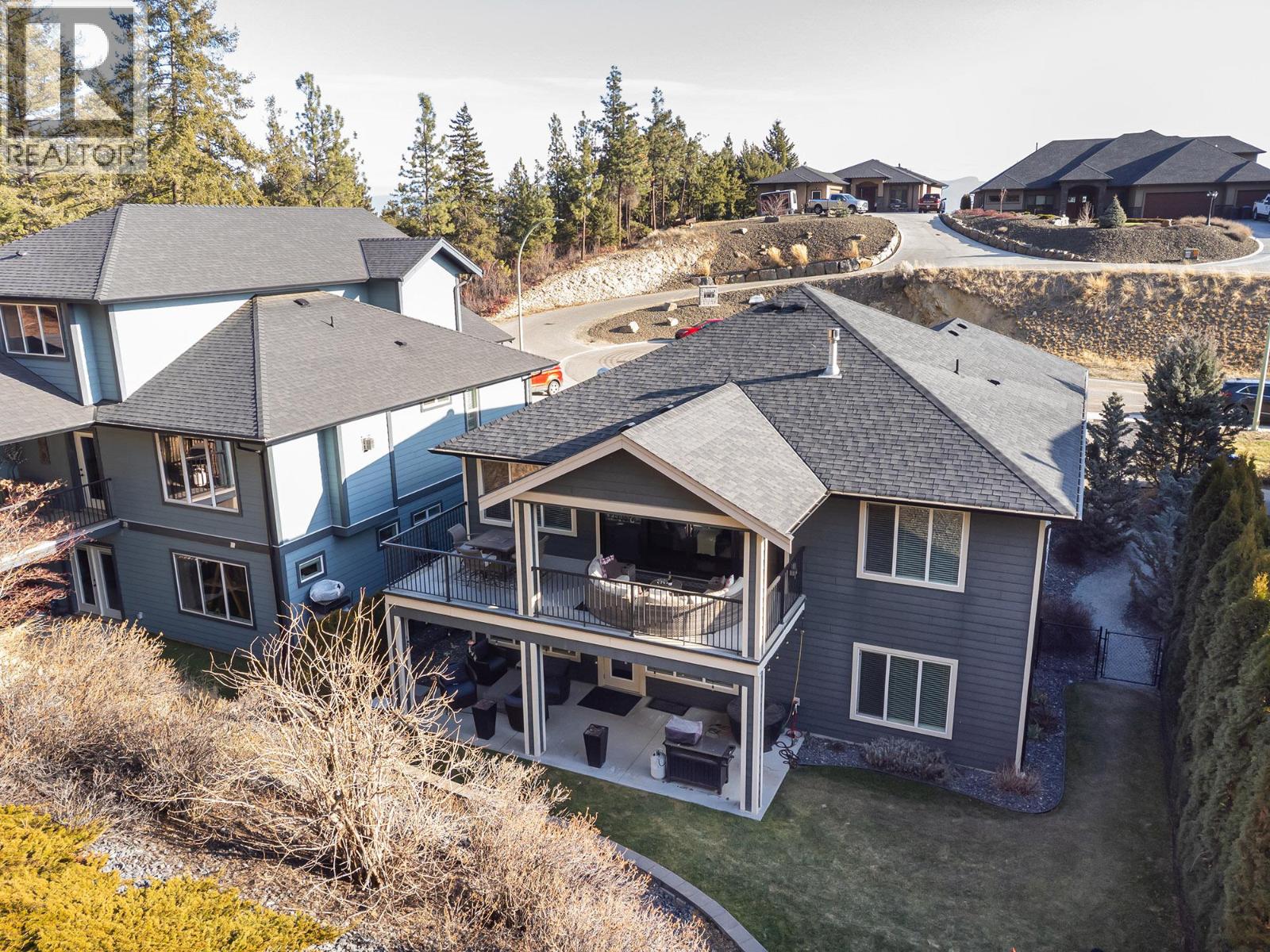 3085 Lakeview Cove Road