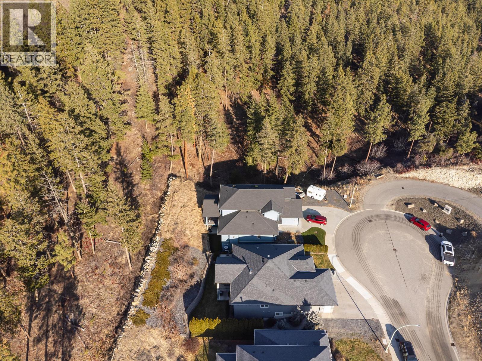 3085 Lakeview Cove Road
