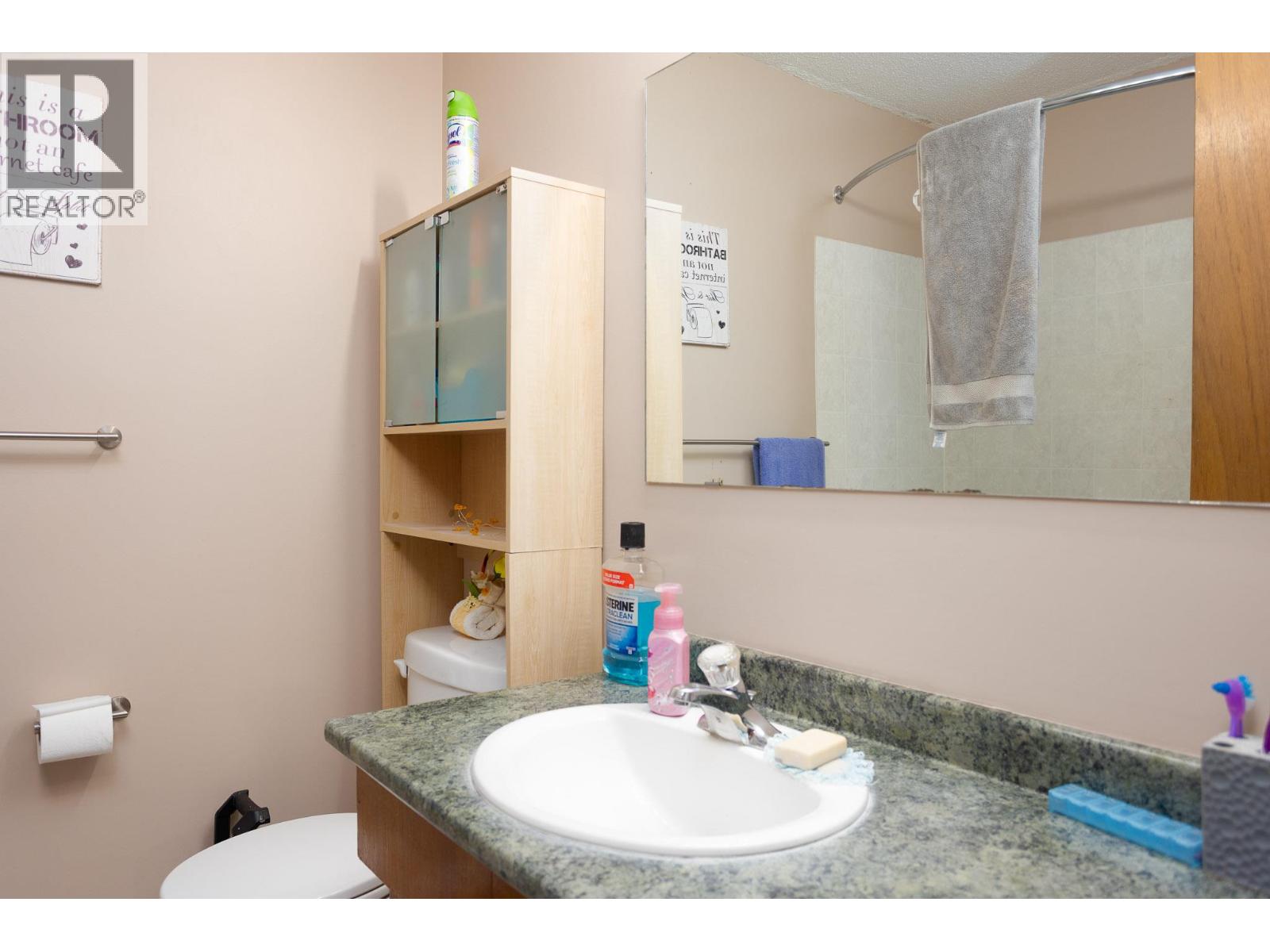 255 Holbrook Road W