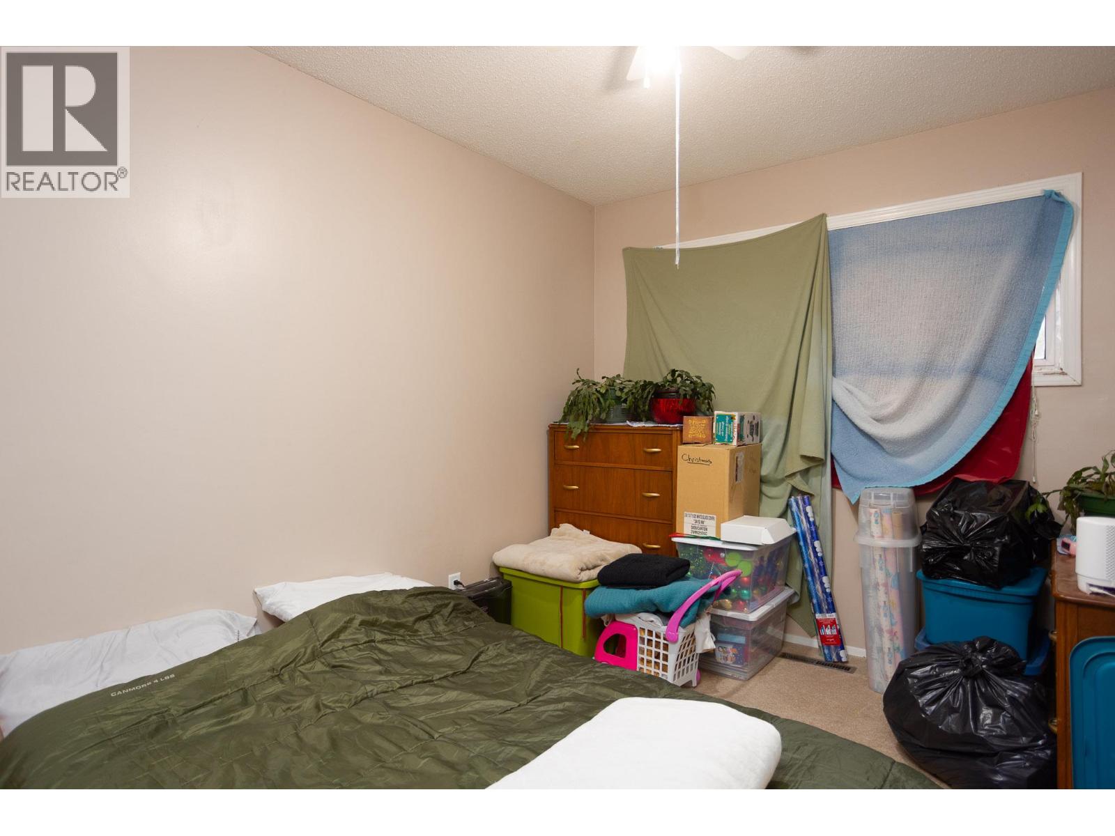 255 Holbrook Road W