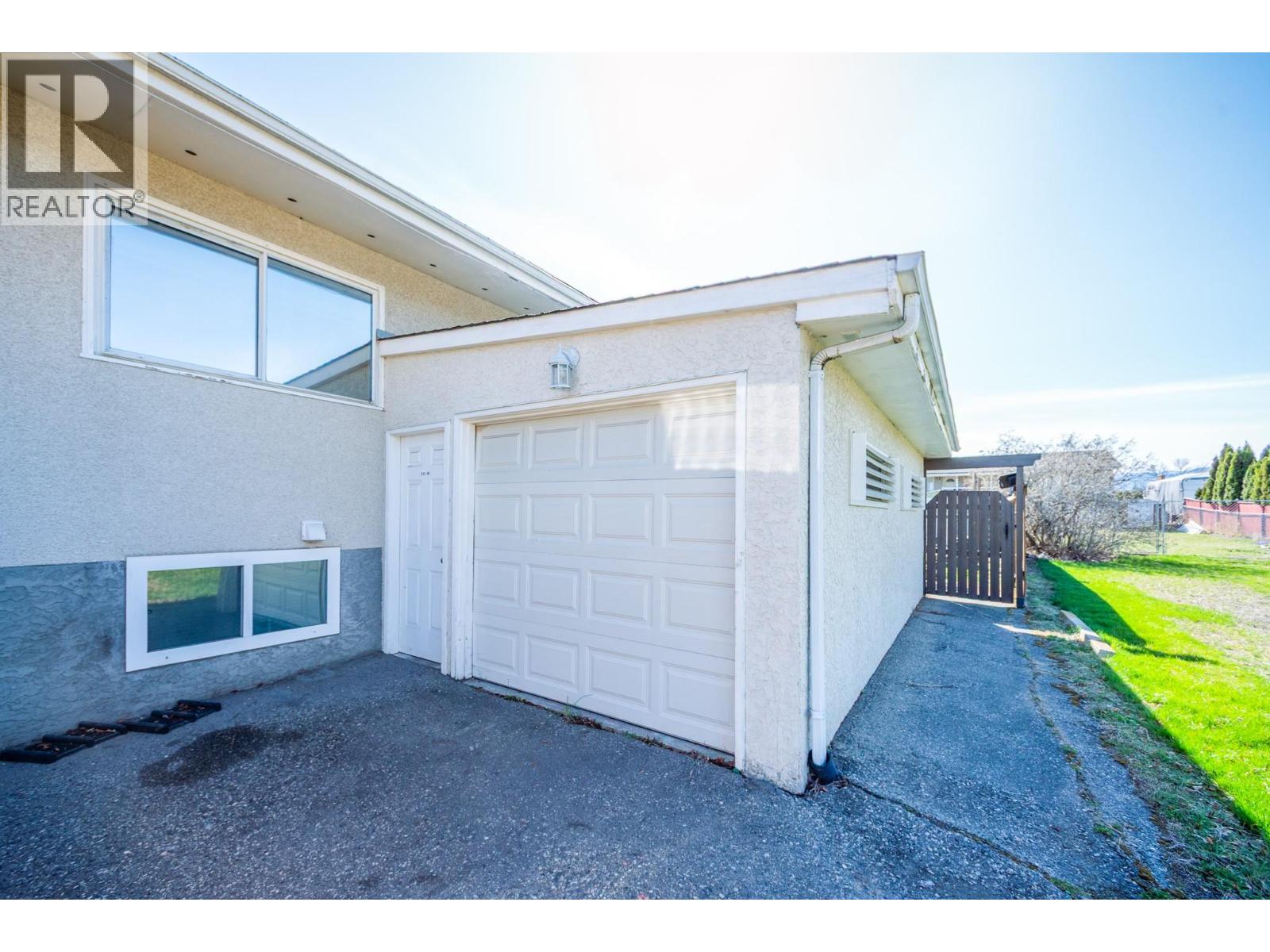 255 Holbrook Road W