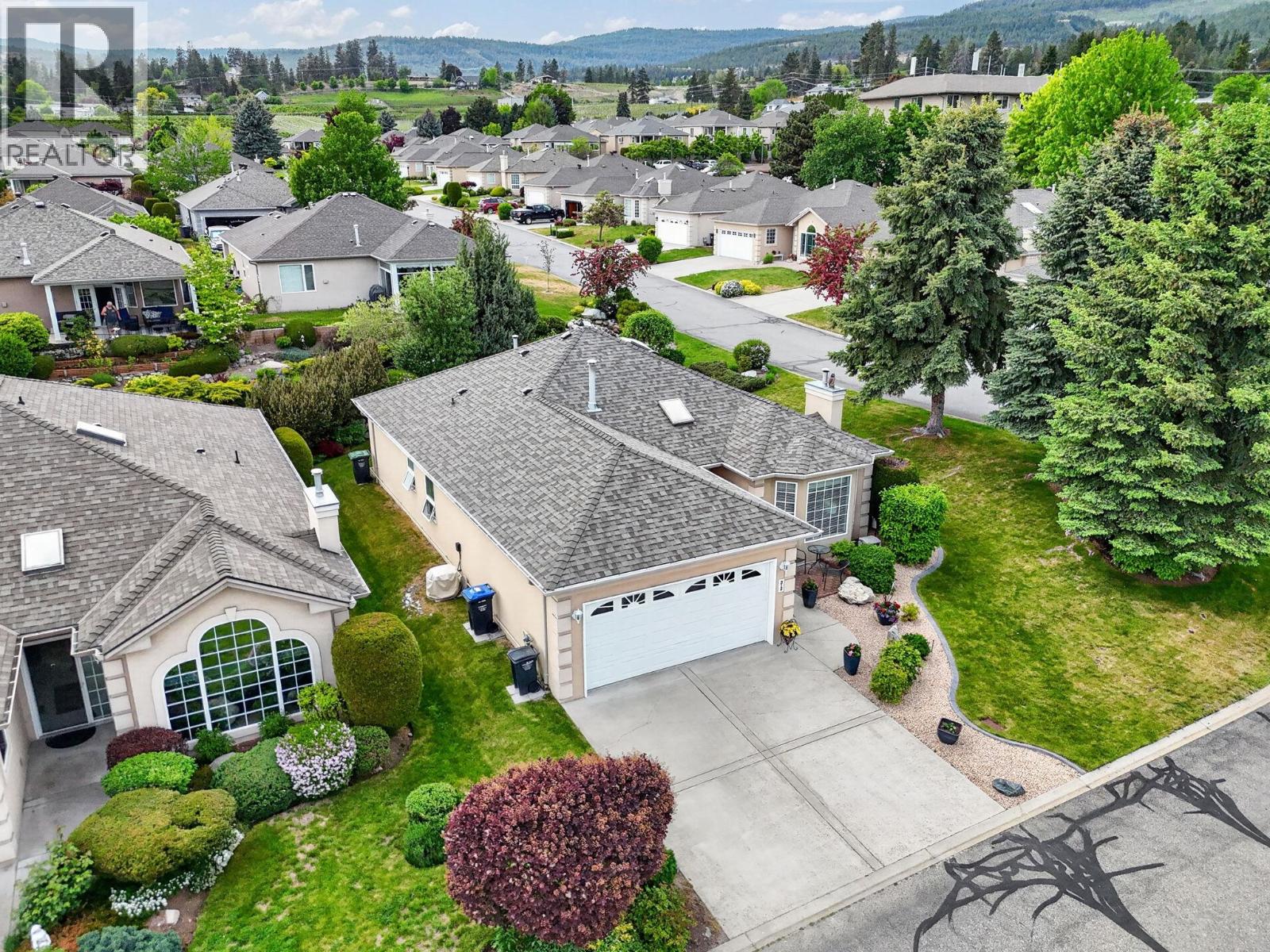 3360 Old Okanagan Highway Unit# 212