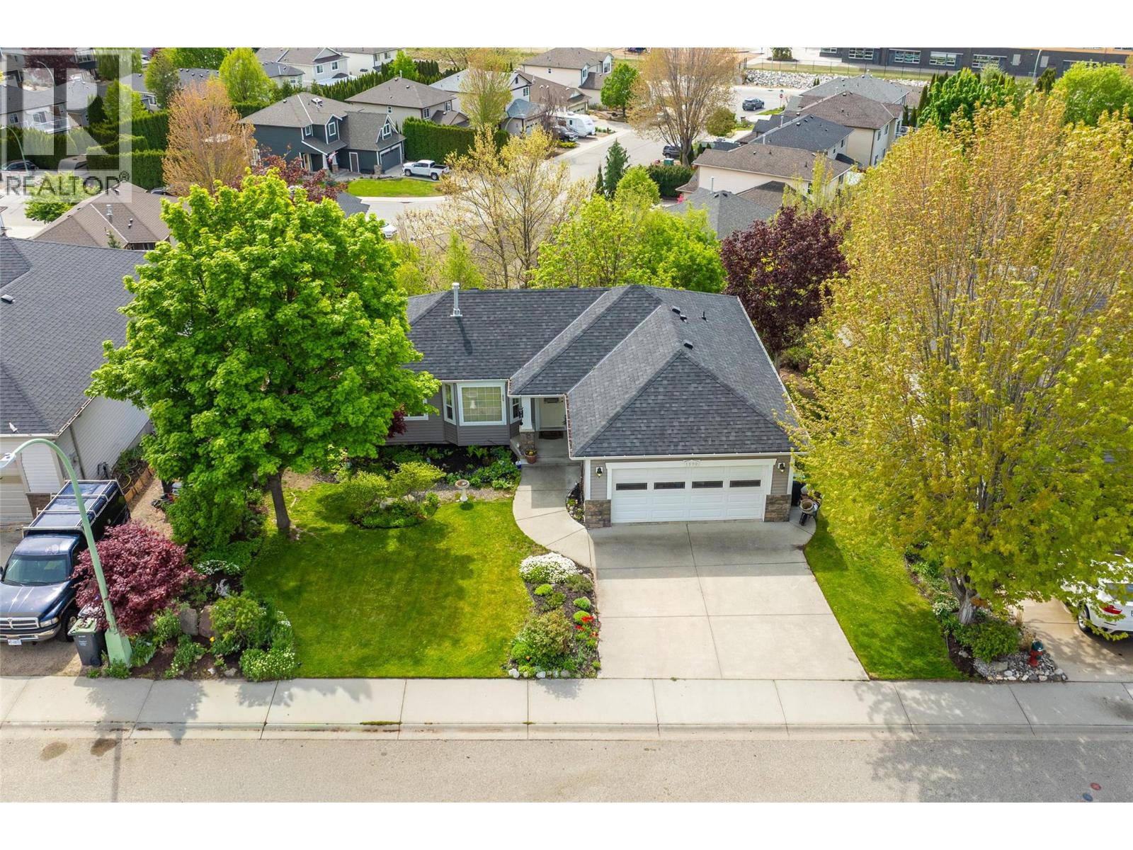 1999 Rosealee Lane