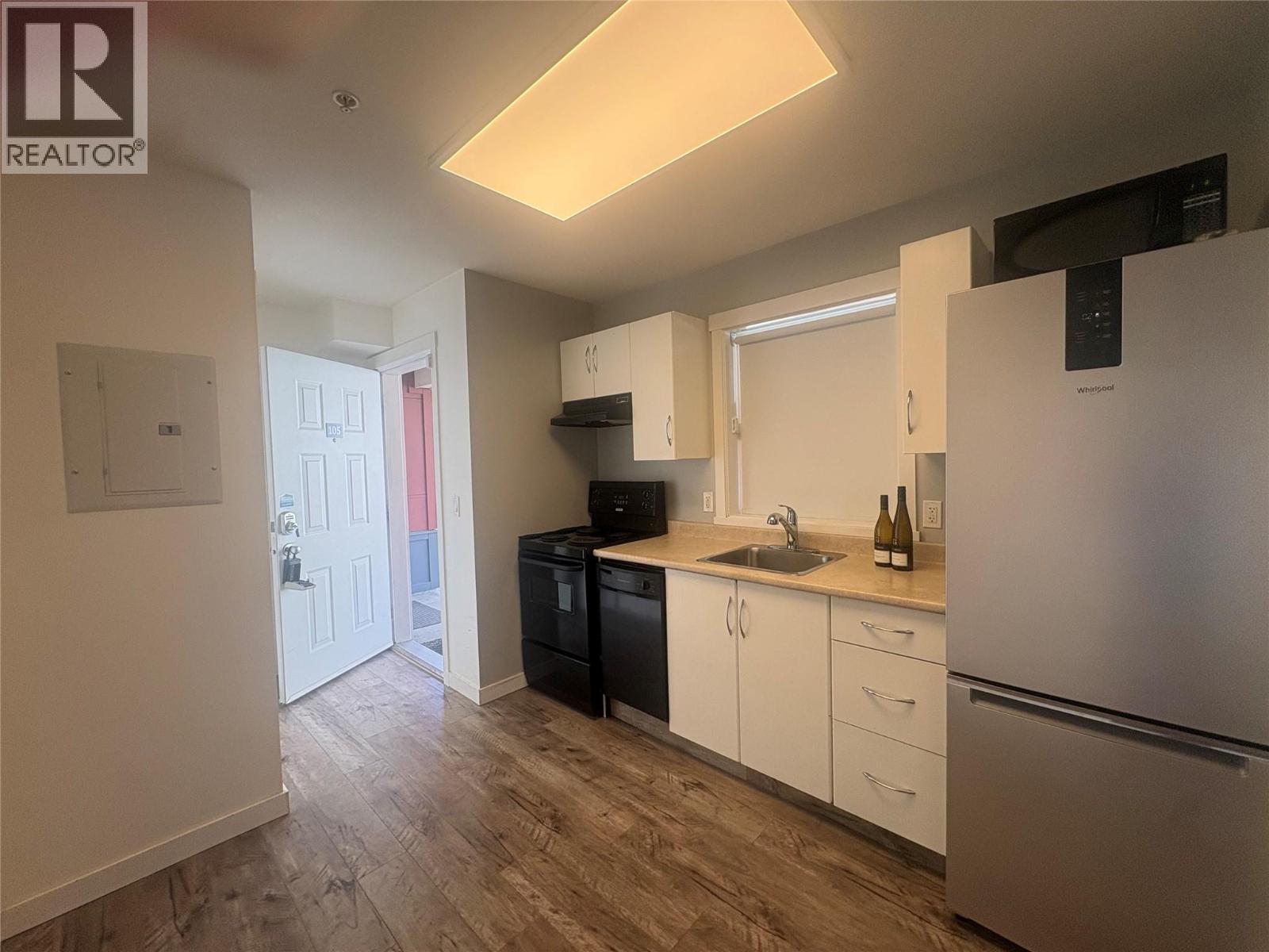 1481 Glenmore Road Unit# 105
