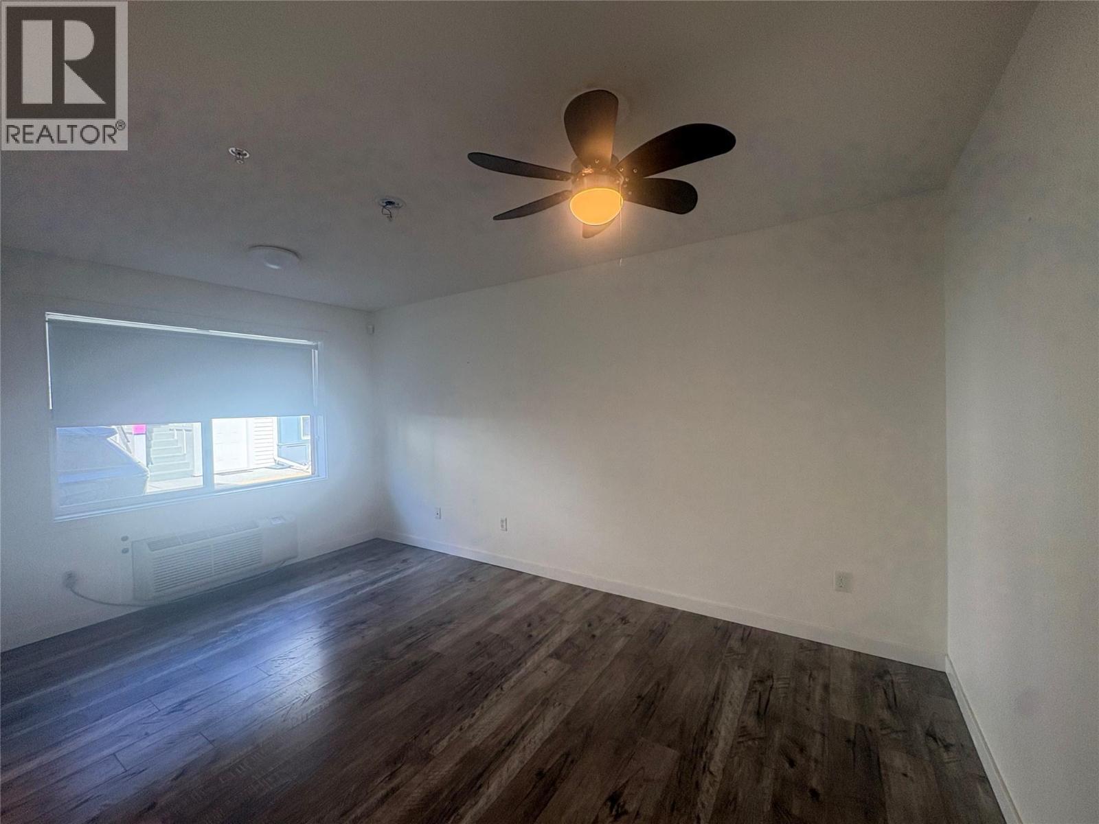 1481 Glenmore Road Unit# 105