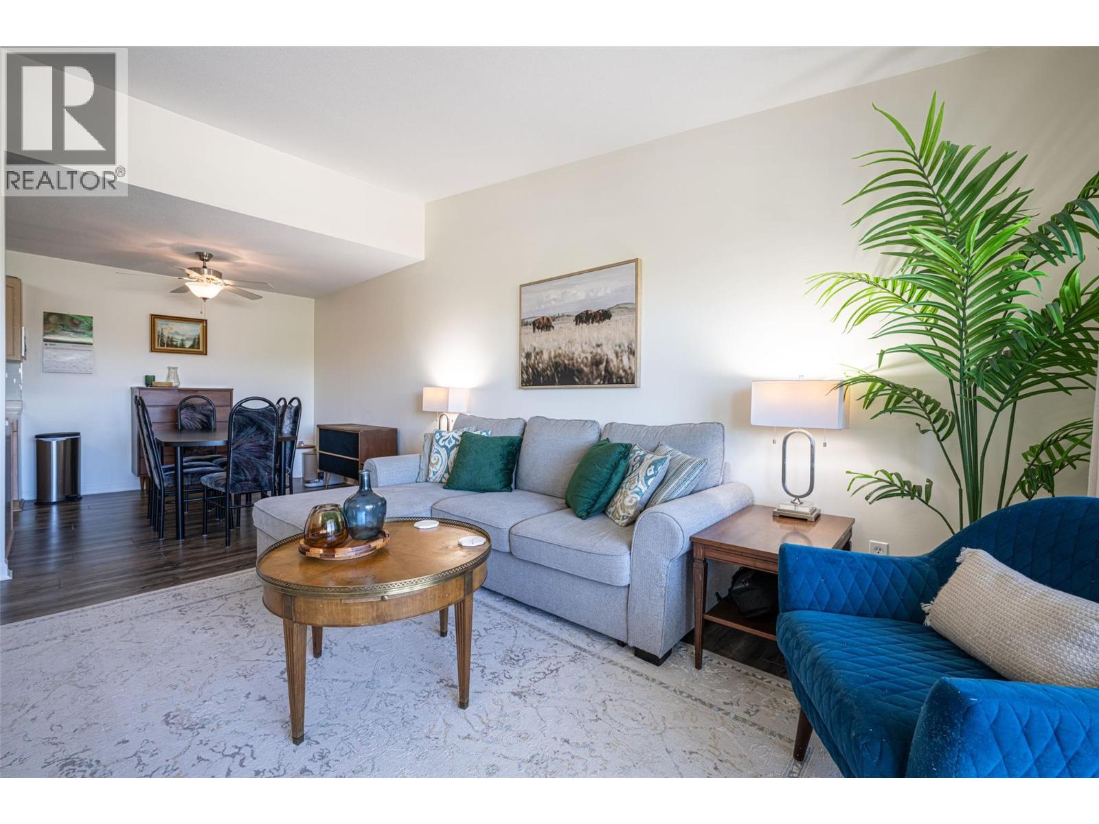 3160 Casorso Road Unit# 407