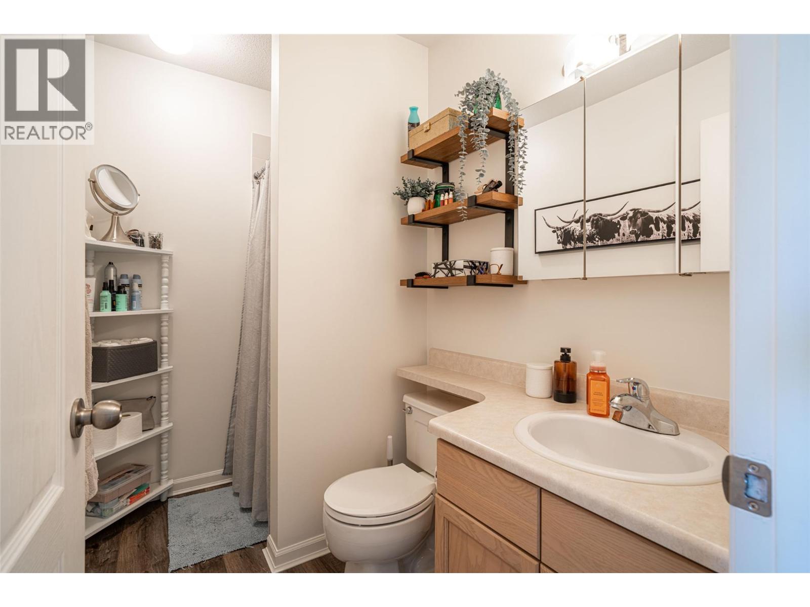 3160 Casorso Road Unit# 407