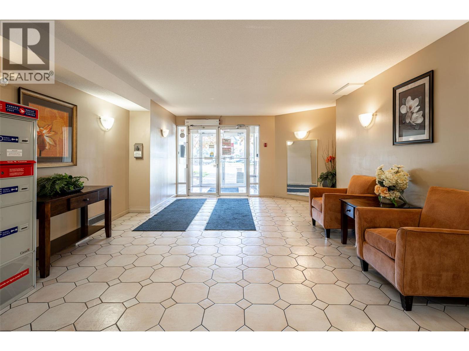 3160 Casorso Road Unit# 407