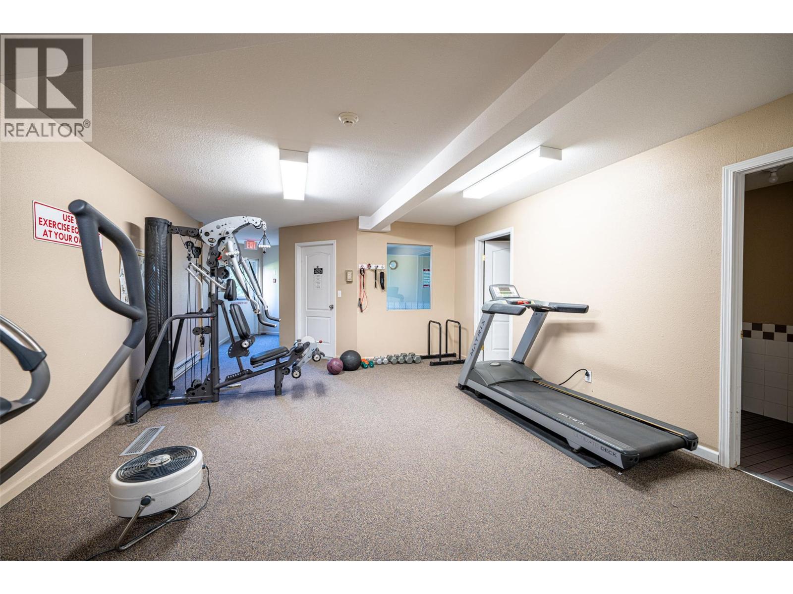 3160 Casorso Road Unit# 407